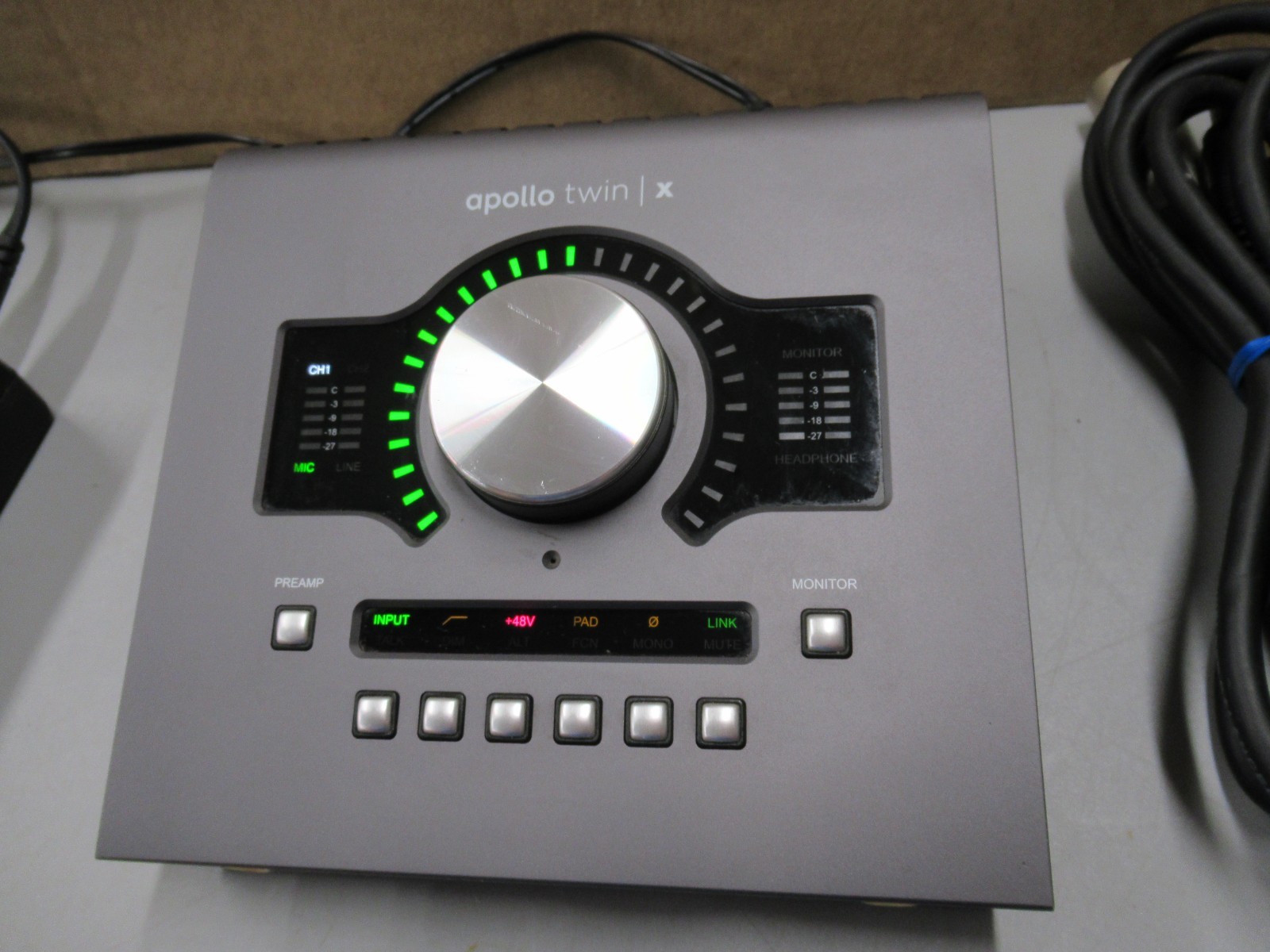 Universal Audio Apollo Twin X DUO Core UAD 2 Thunderbolt Audio Interface