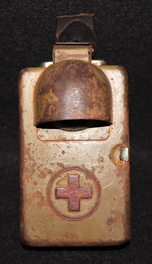 WWII Swiss Army / German Wehrmacht 'ELVES' 1942 Feld Taschenlampe - Flashlight