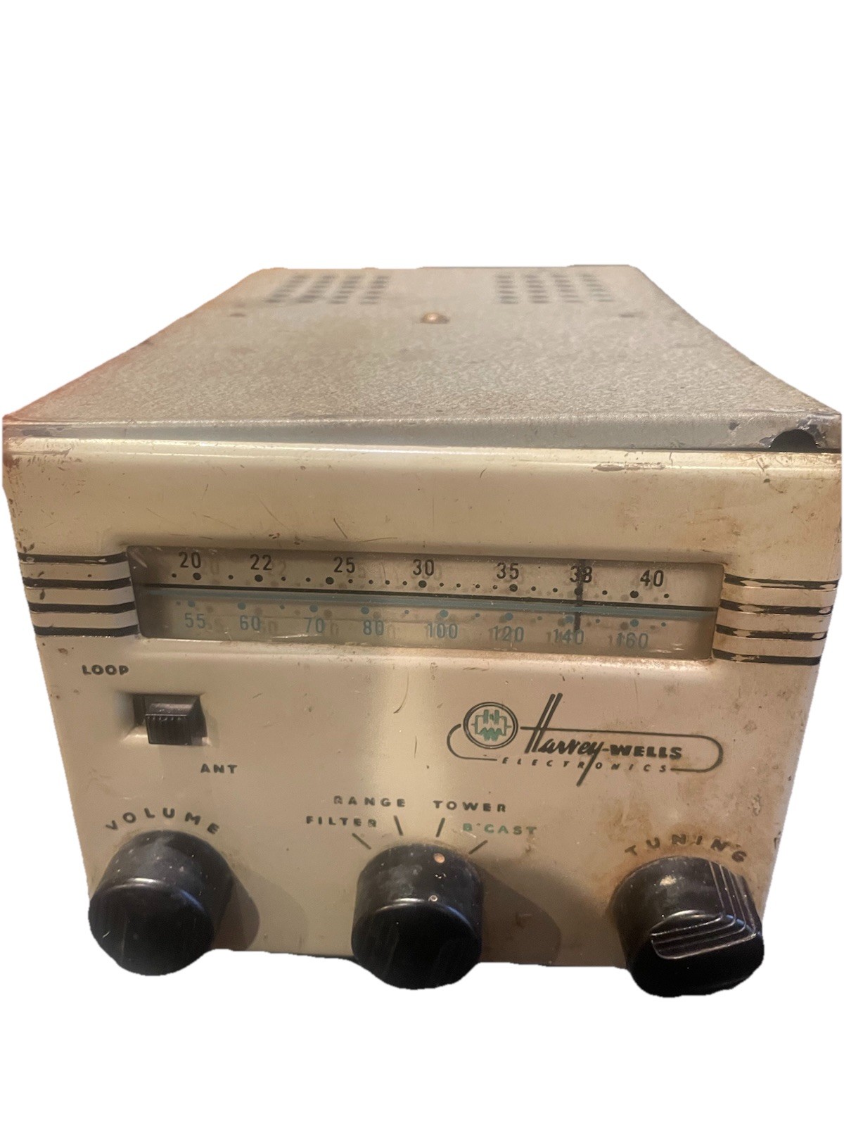 Harvey Wells Radio Co ATR-3 WWII Era Airplane Transceiver + 8 Sylvania Tubes