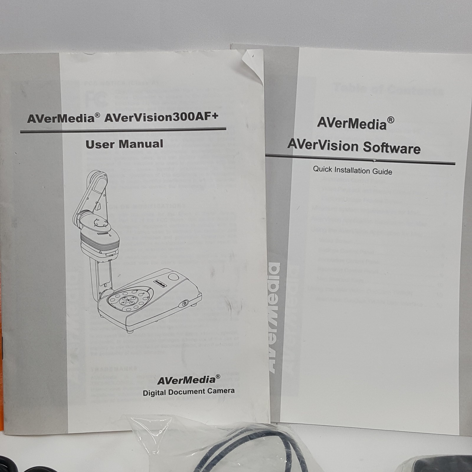 AVerMedia AVerVision300AF+ Digital Document Camera Visualizer w/ Remote & Bag