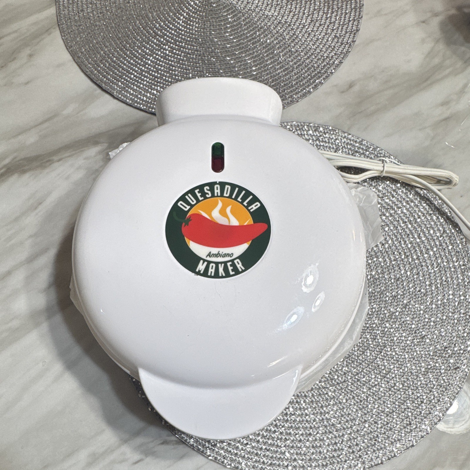 Ambiano Quesadilla Maker Electric 900W 120V Plastic White Model Quesadilla Maker