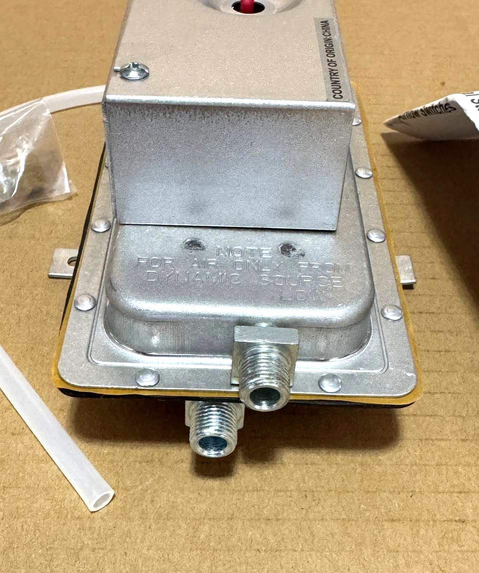 SIEMENS POWERS AIR FLOW SWITCH 141-0575