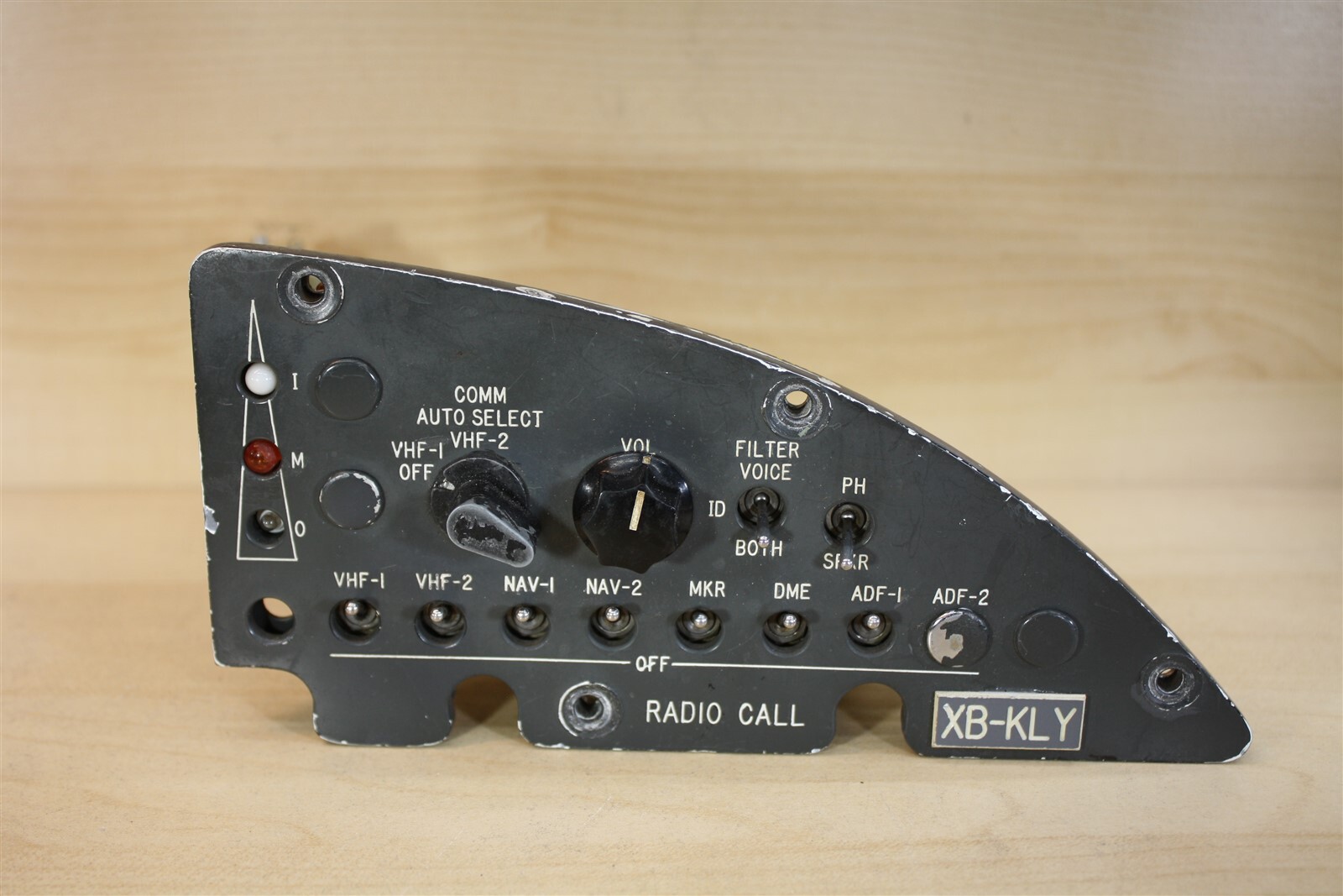 Twin Commander Audio Panel