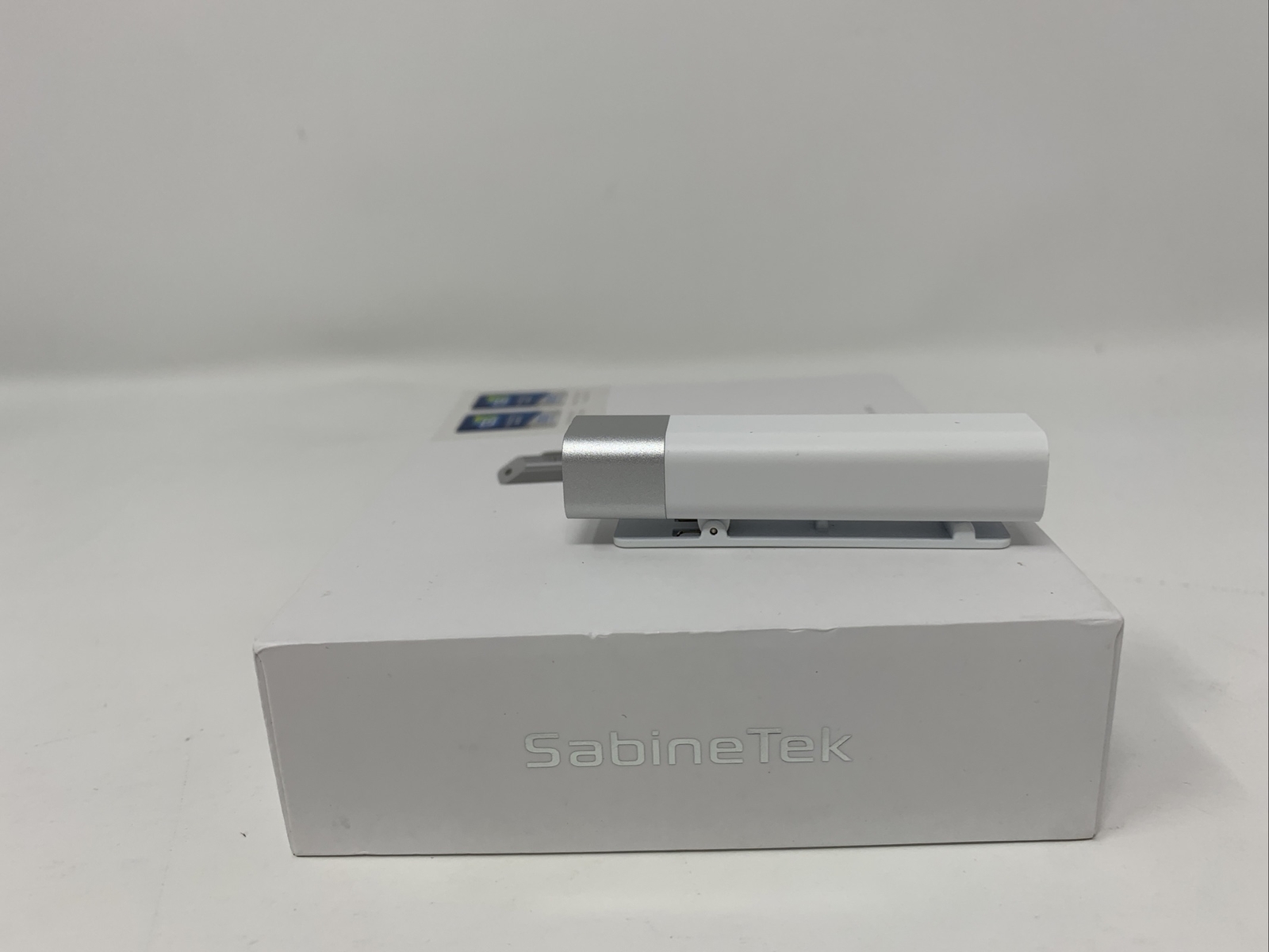 SabineTek SmartMike+ Wireless Lavalier Microphone For IPhone & Android White