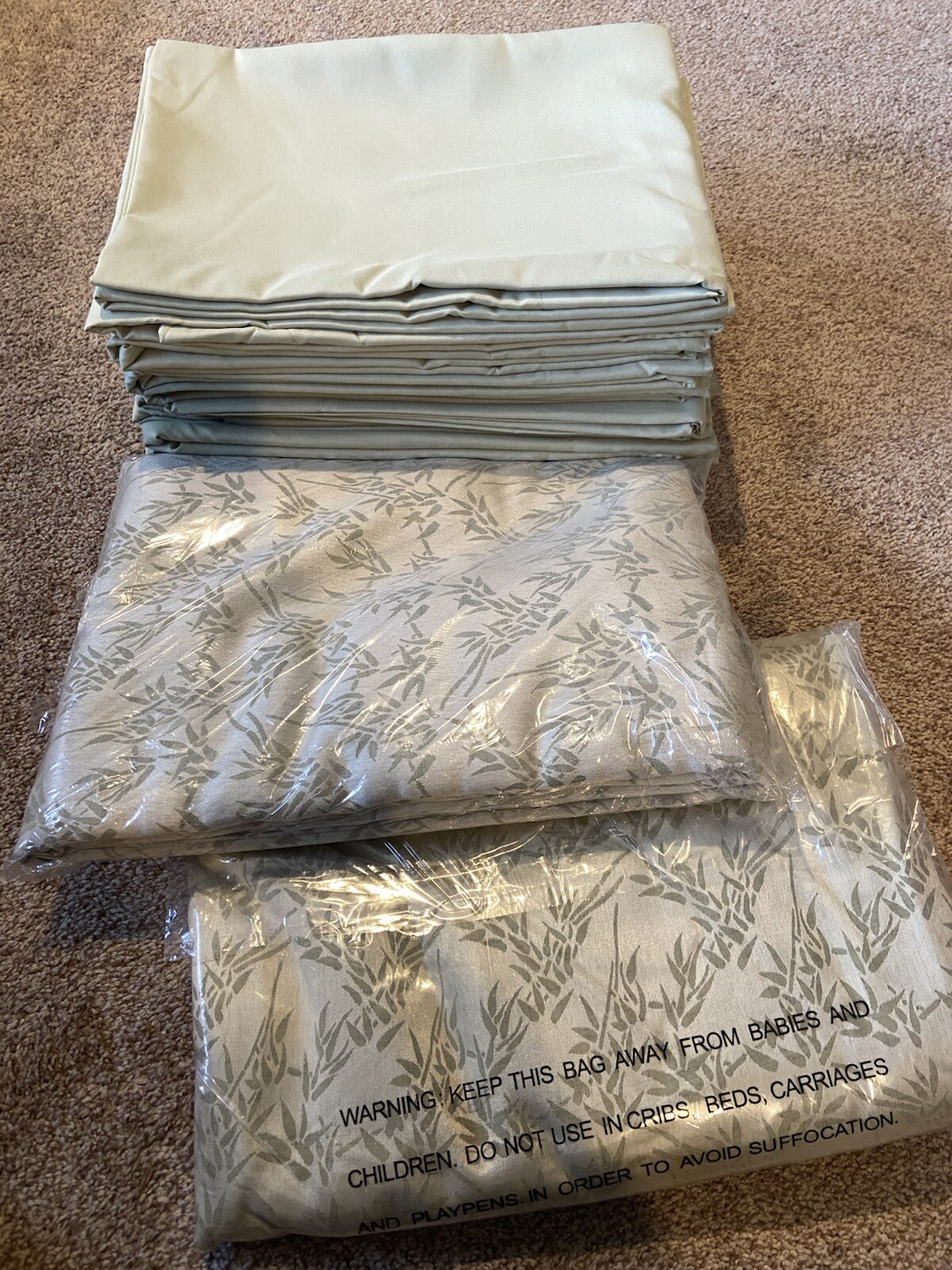 Comphy massage facial table Spa new  blanket