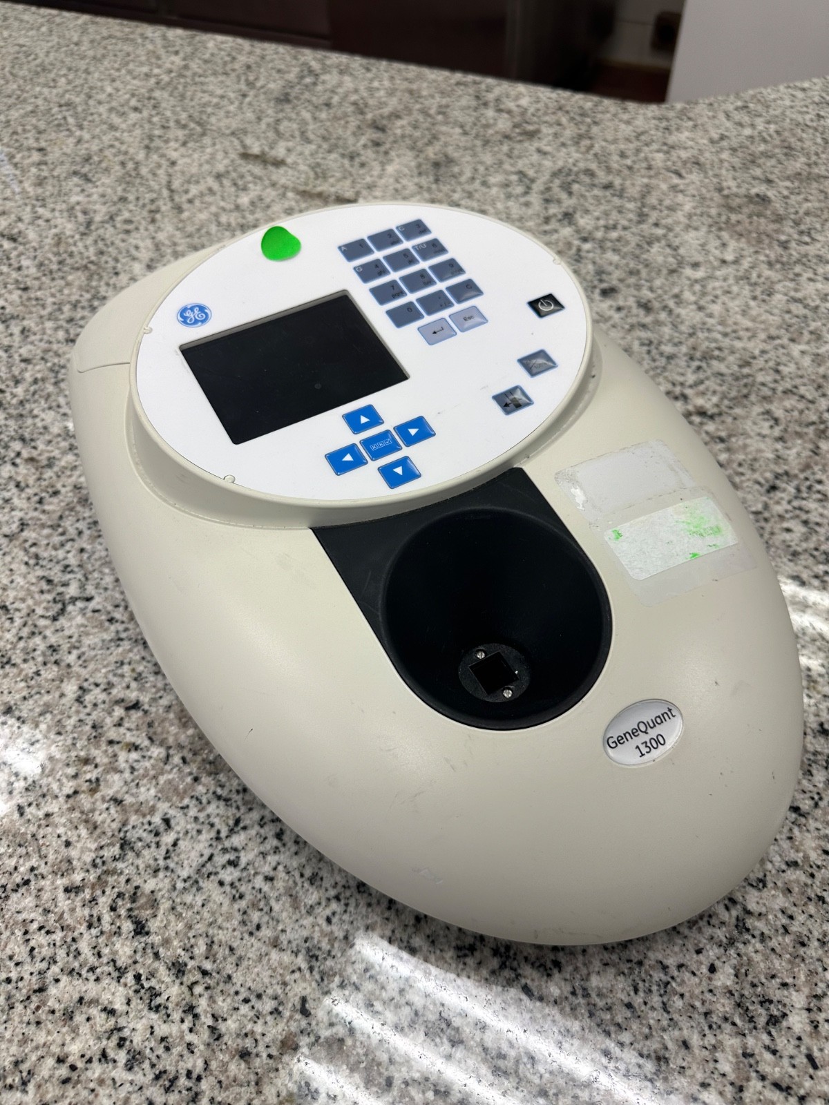GE GeneQuant 1300 Spectrophotometer UNTESTED NO CORDS