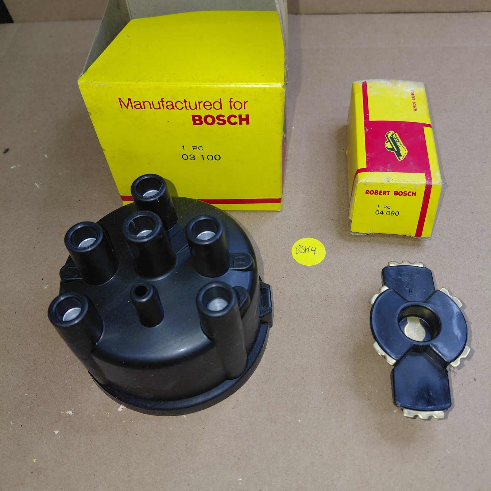 Bosch Distributor Cap 03100 And Rotor 04090