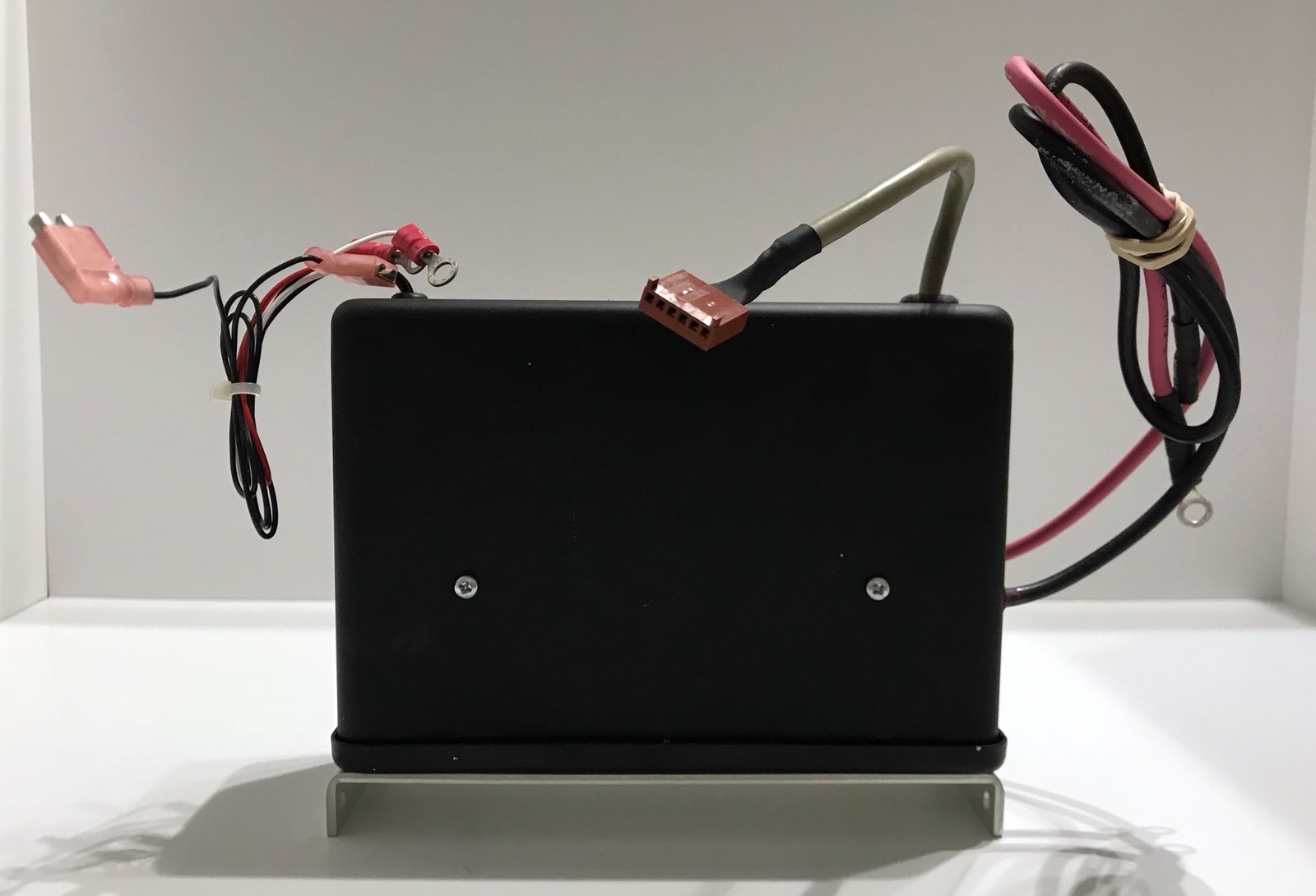 Laser Instruments - He-Ne Power Supply - (100-565E)