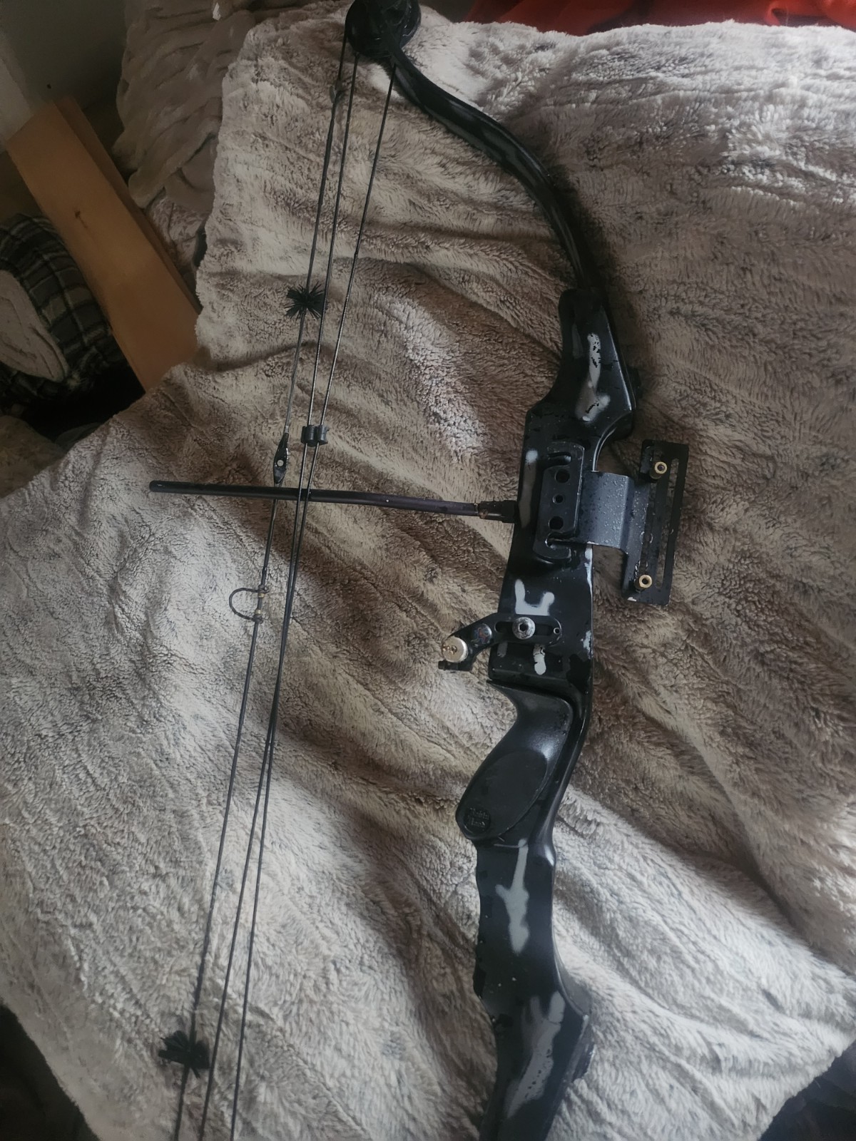 Robin Hood Apache Hunter Compound Bow