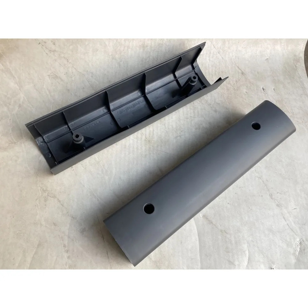 Forklift Rear Taillight Middle Shell Cover for Toyota 7FD/G 8F FDZ Series 1PC