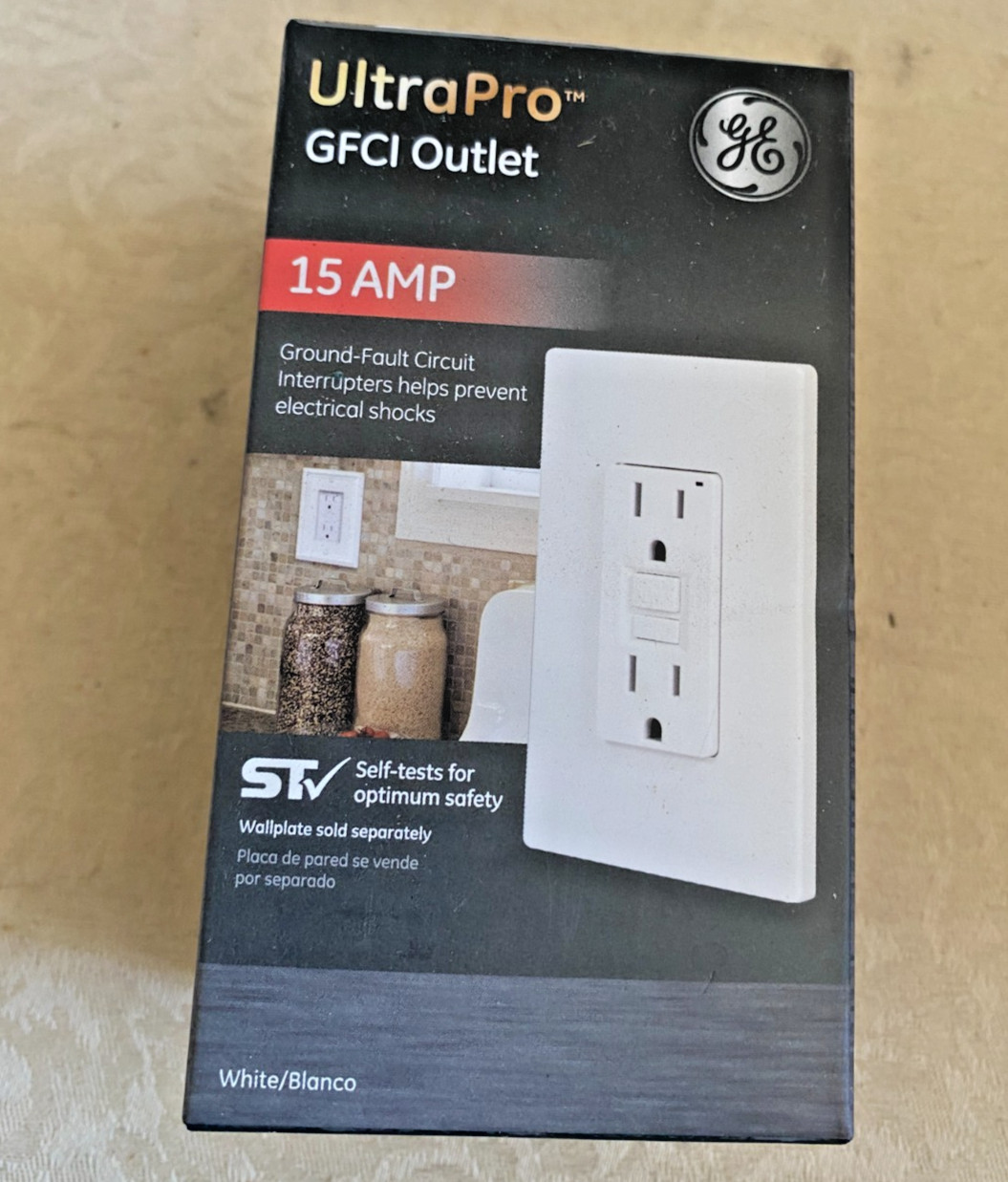 GE UltraPro 15 Amp GFCI Outlet Self Test Receptacle 125V Duplex White 32073