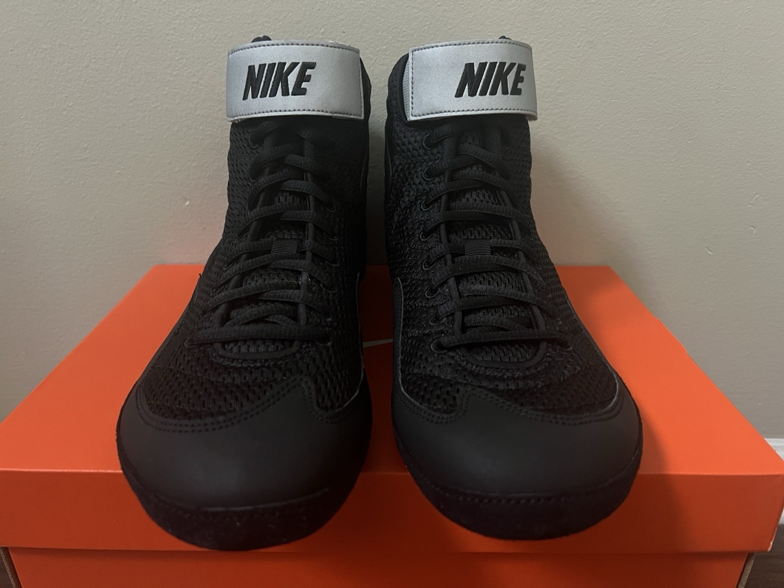 Nike Inflict 3 Black White Metallic Silver 325256-005 Wrestling Shoes