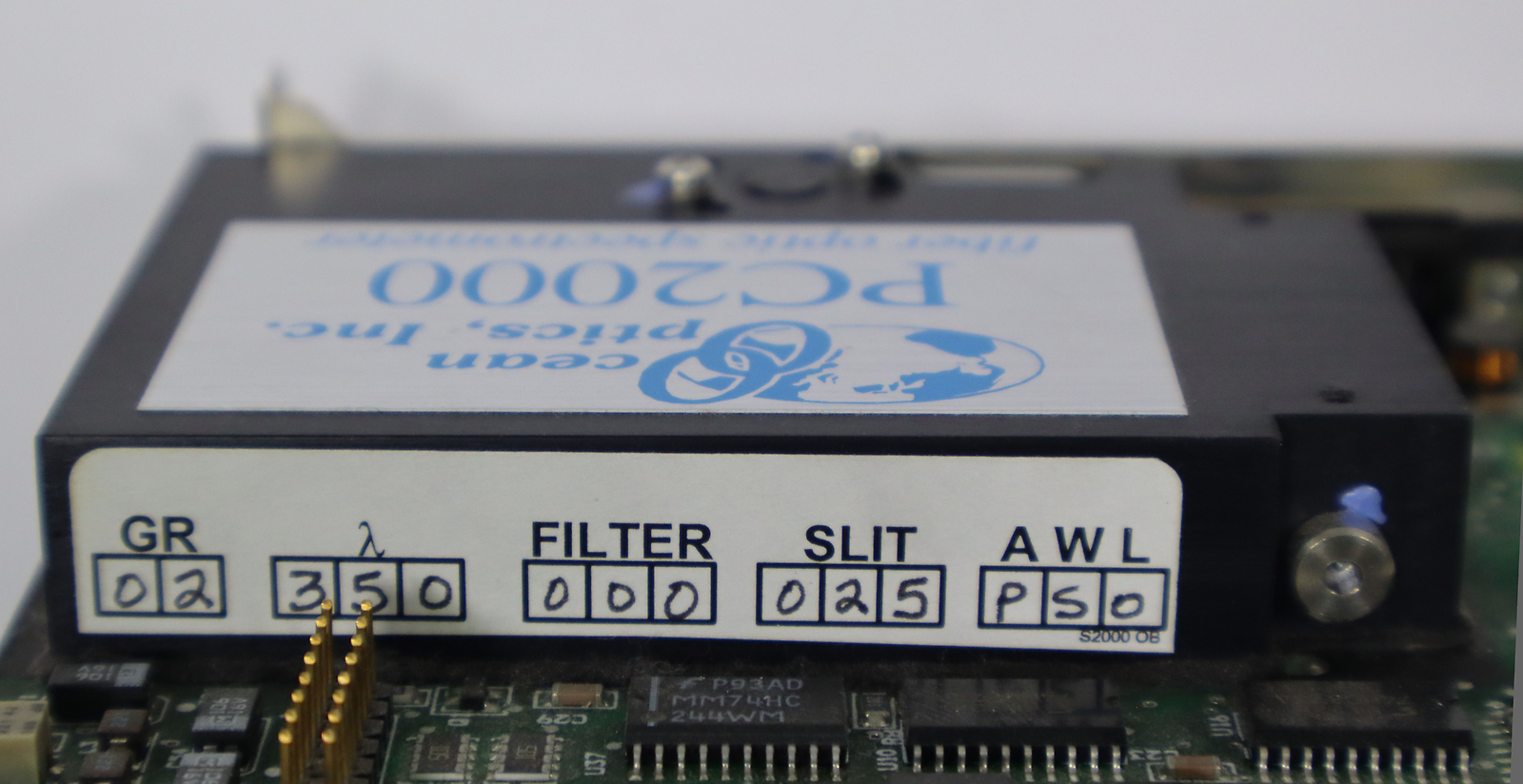 Ocean Optics Inc PC2000 fiber optic spectrometer PC2000/7DM/ISA