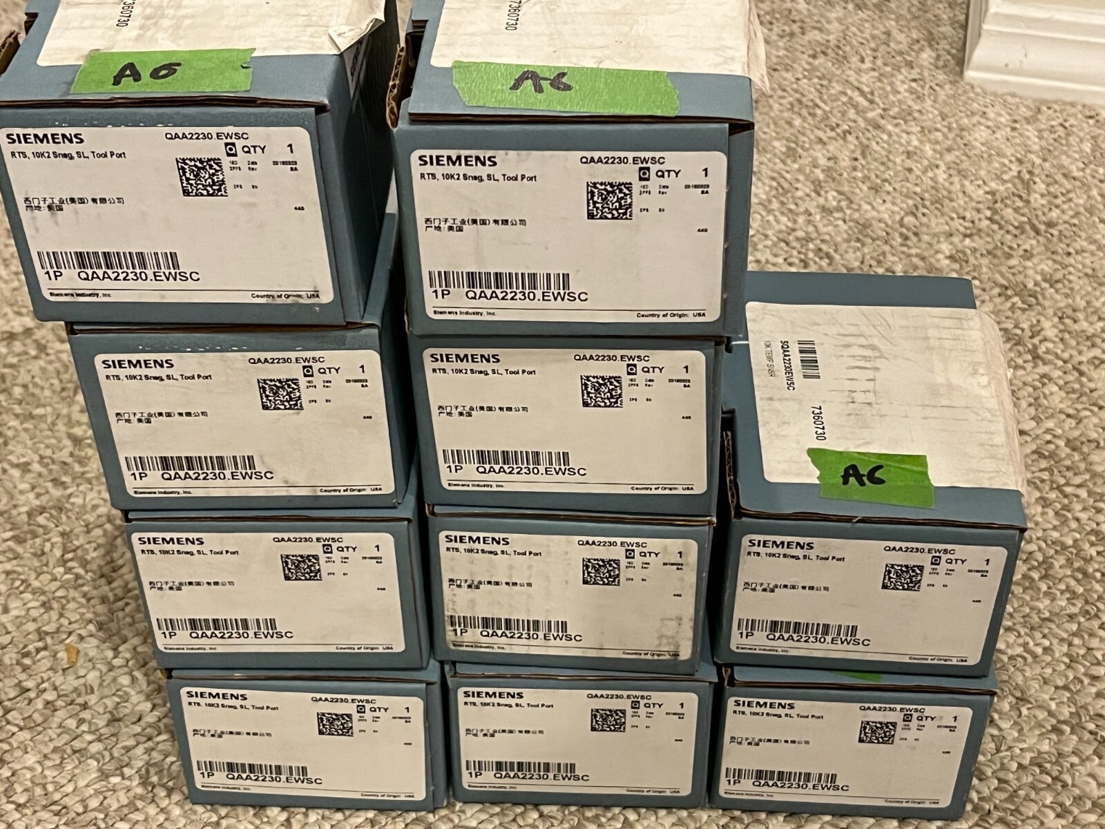 Siemens QAA2230.EWSC Air Temperature Sensor New in Box (HM)