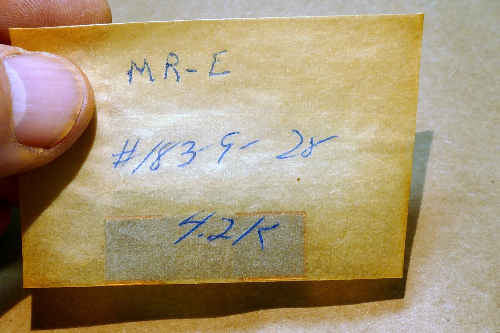 MR-E # 183-9-28 4.2K for resonance microscope