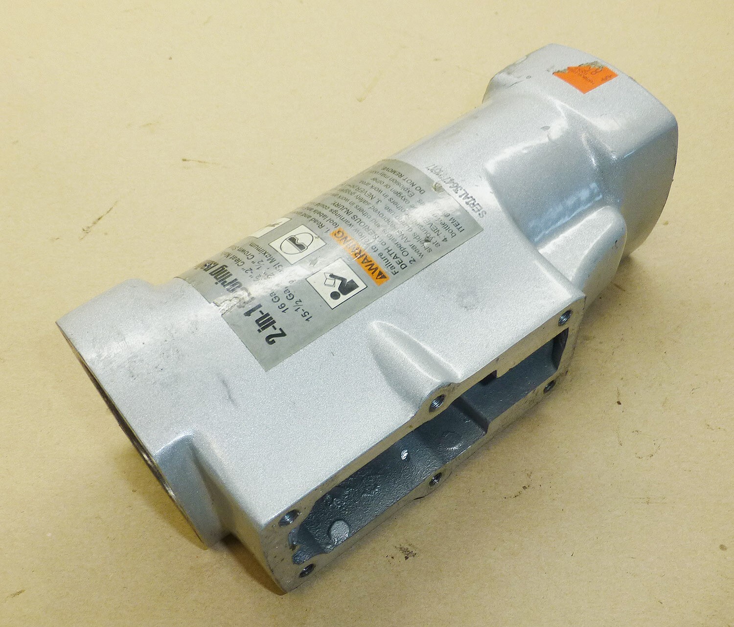 CENTRAL PNEUMATIC 69703 2 in 1 Air Flooring Nailer Parts body casting cylinder