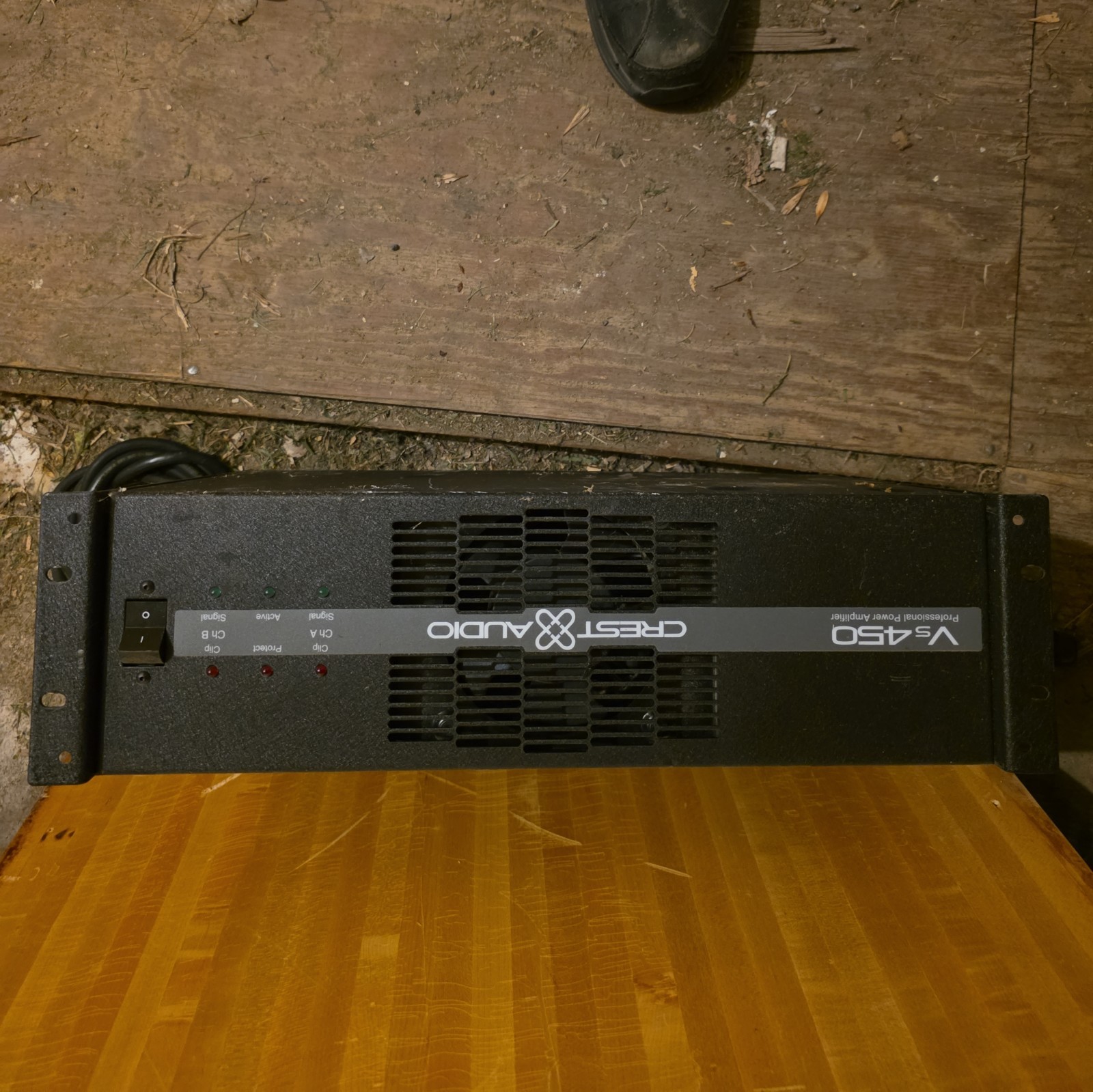 Crest Audio VS-450 Professional Power Amplifier