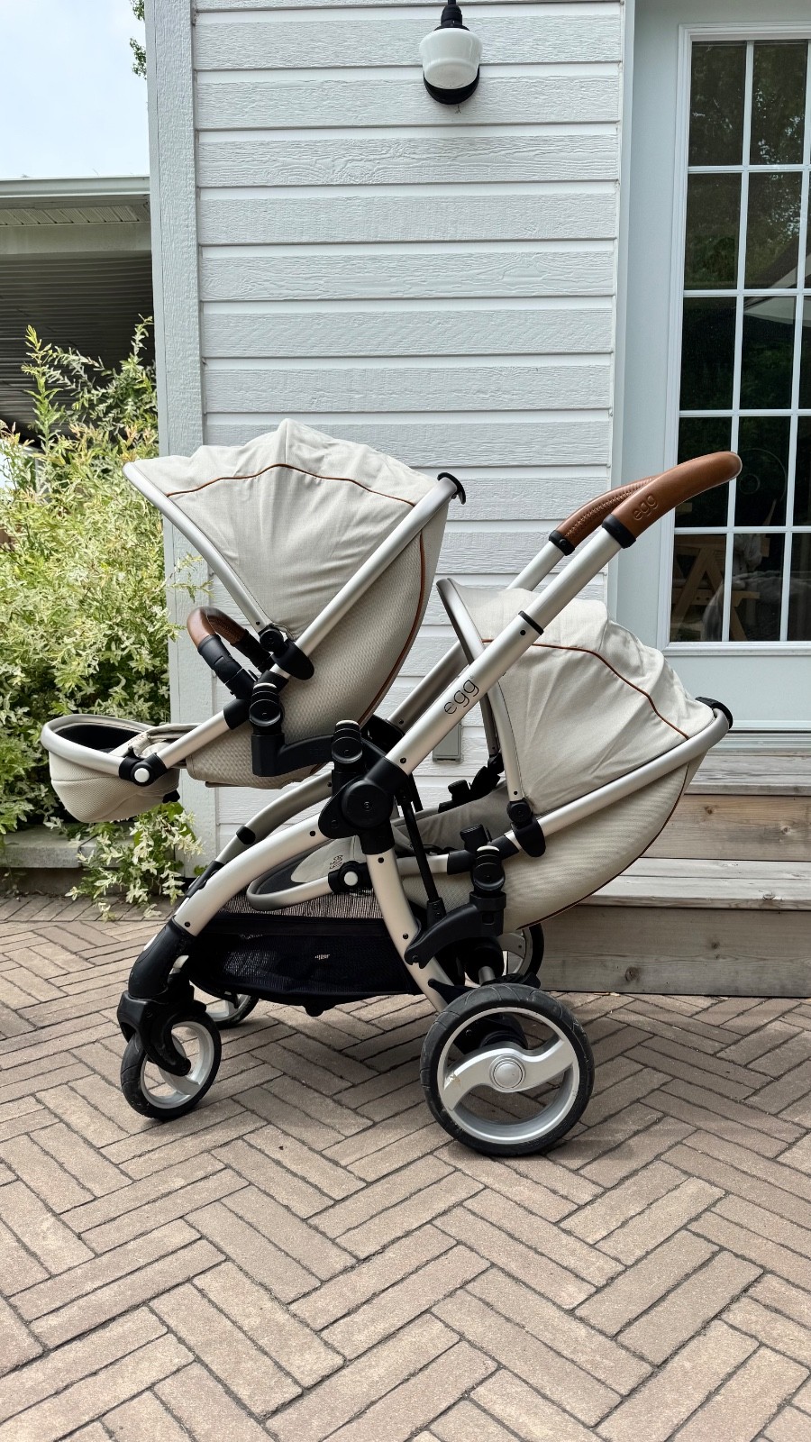 FREE SHIPPING CAN-US | Egg 1 Double Stroller with lots of accessories