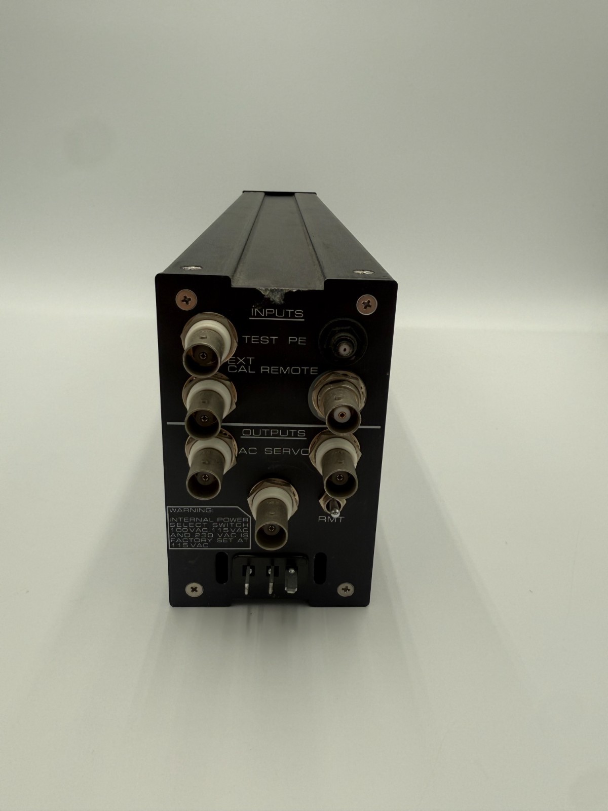 Endevco 2775 A Signal Conditioner