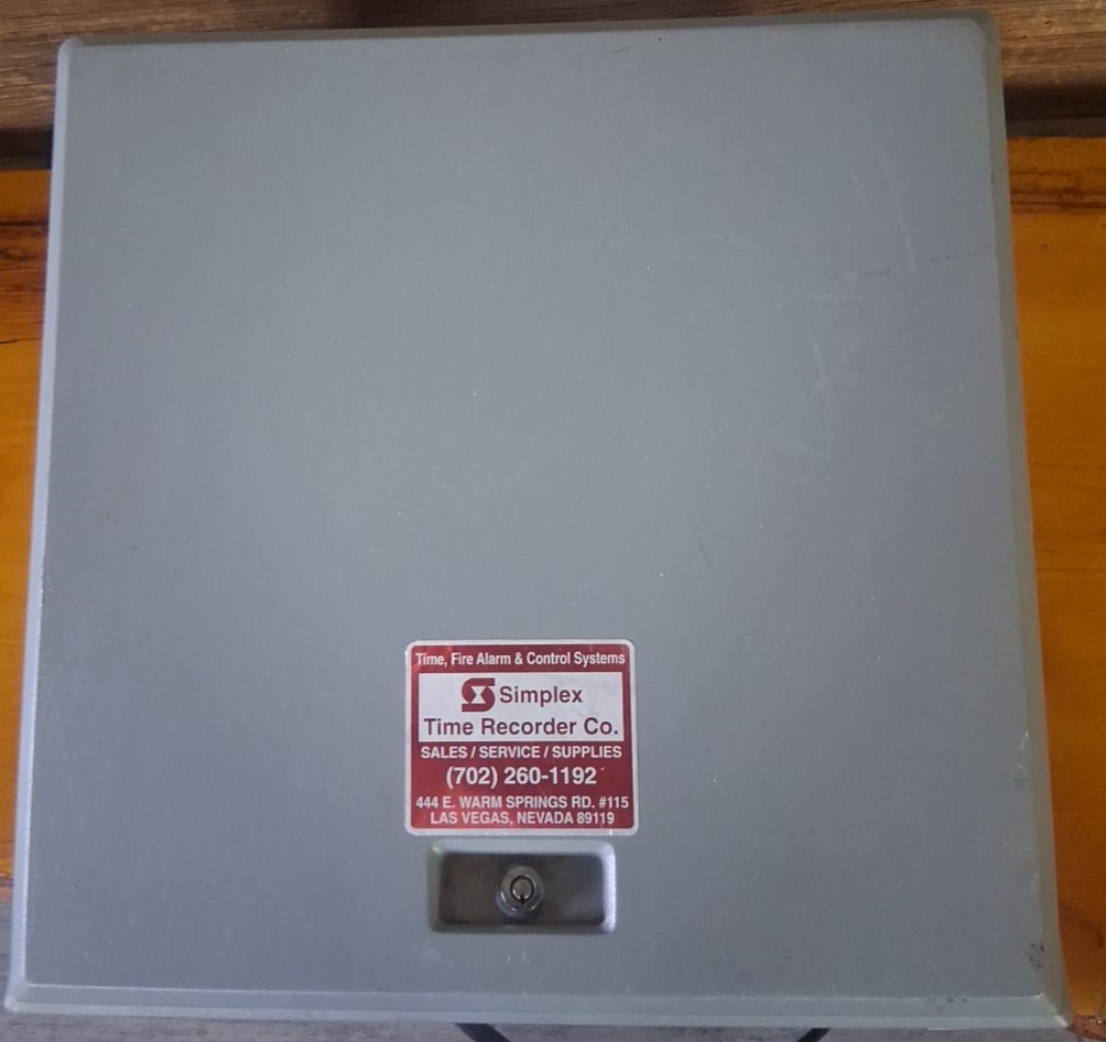 Simplex Consecutive Payroll Time Recorder Clock Part 1405-9101 Key Included