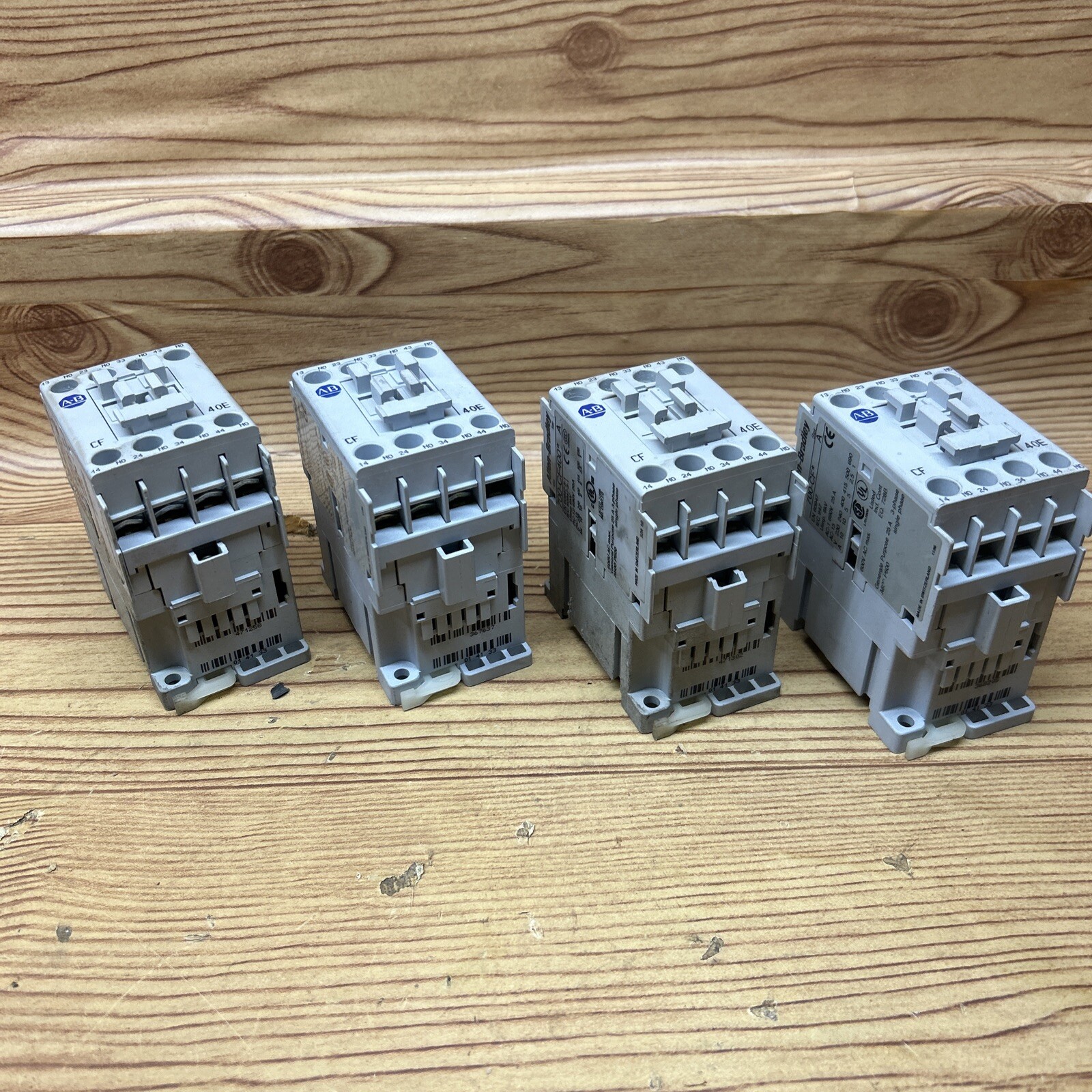Lot Of 4 Allen Bradley 700-CF 40 contactors , 110v Coil