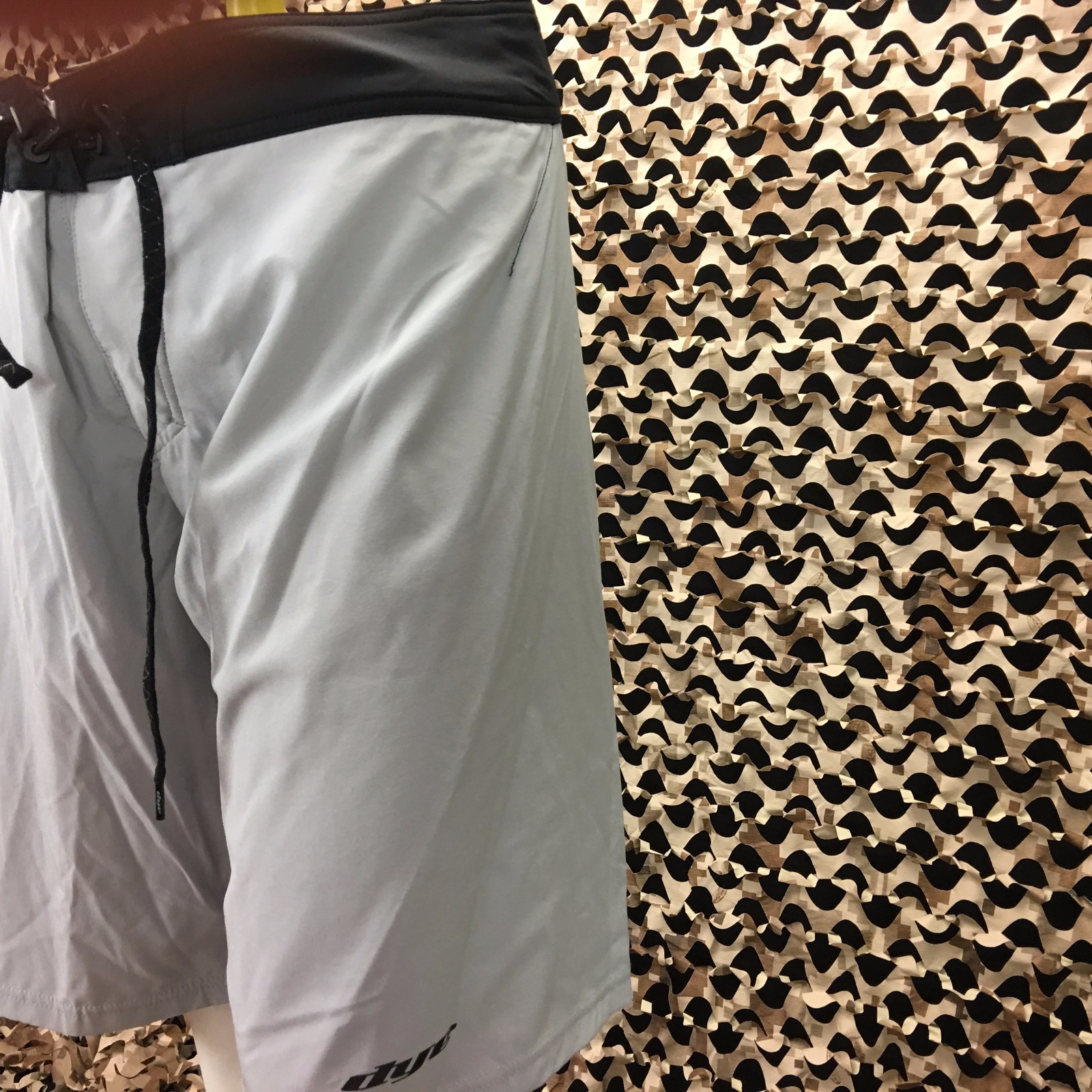 NEW Dye Tan/Black Board Shorts - Size 30