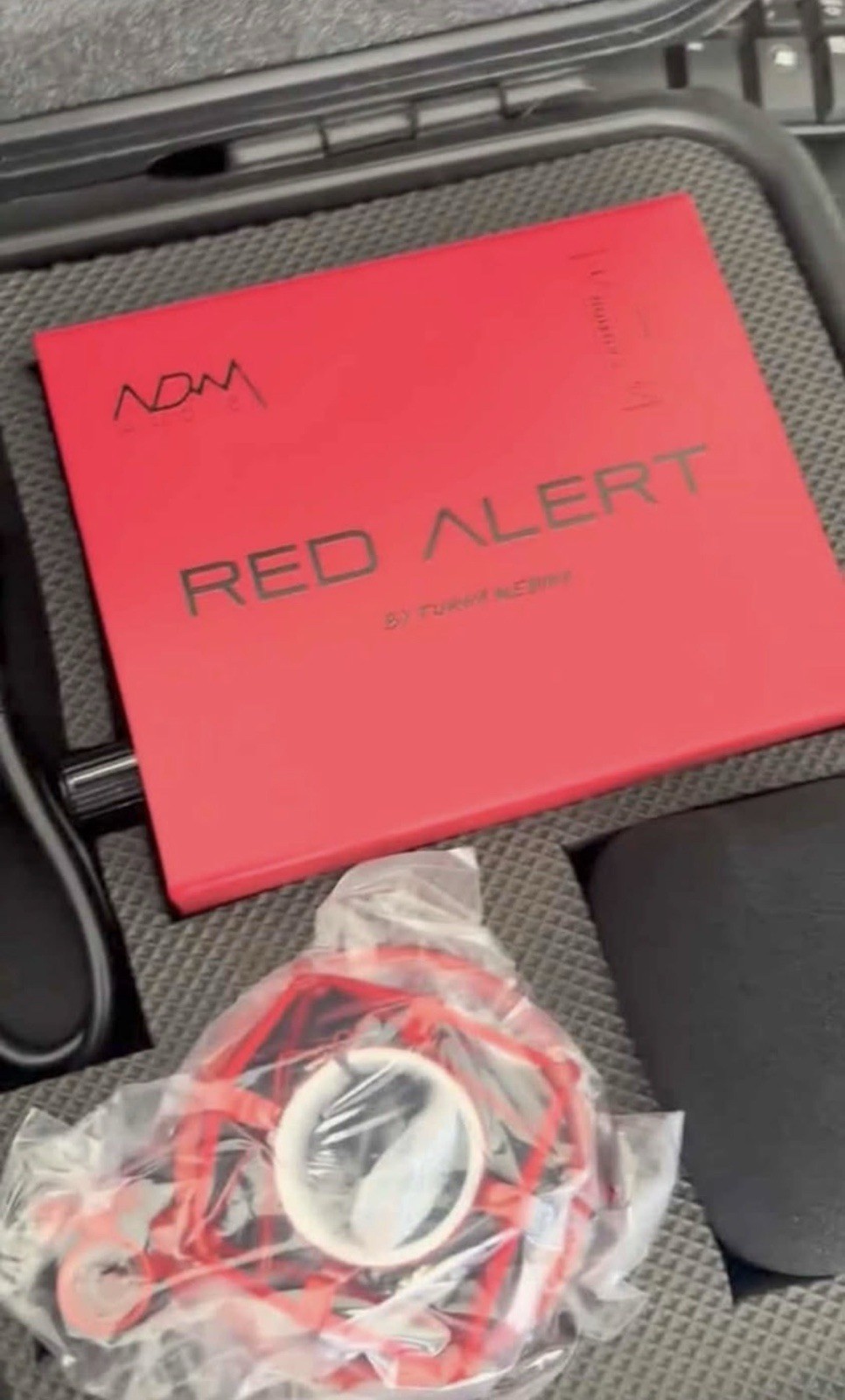 Red Alert Micrófono Turra Medina
