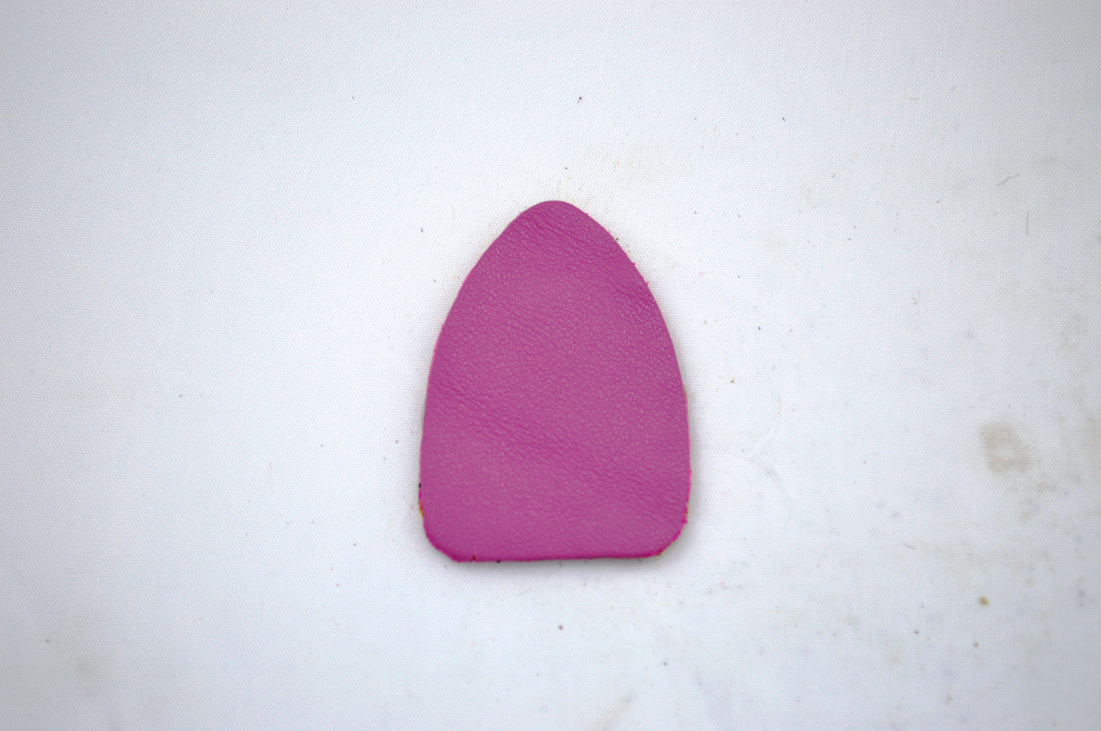Arrow Rest Leather, Pink, Self Adhesive, One Piece for Longbow and Recurve