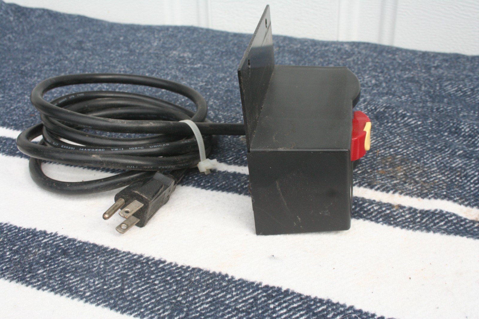 On/Off Power Switch Safety Sears Craftsman 315 Table Saw Rail Mount Ex Cond