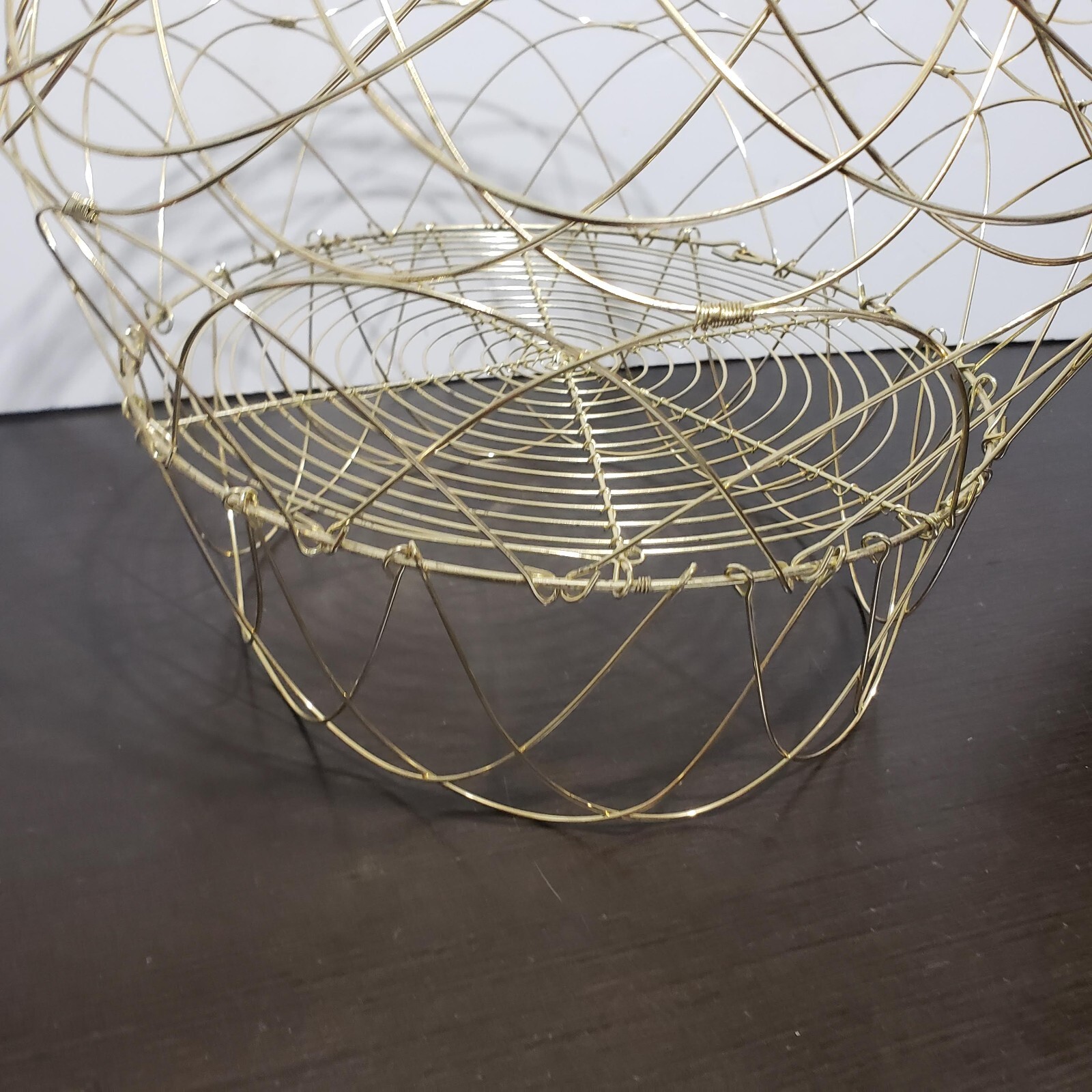 Gold Metal Wire Collapsible Folding Gathering Basket