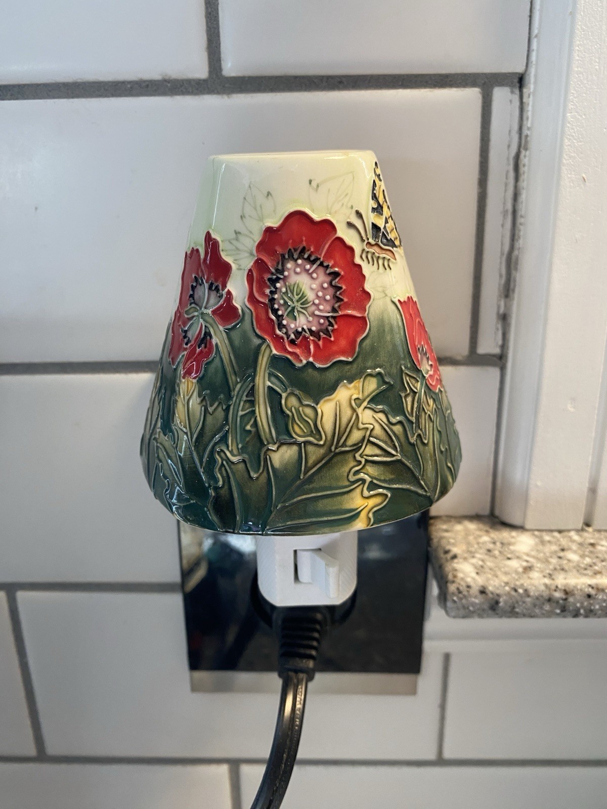 Floral Ceramic Night Light Poppies w/ Butterfly M.M. Benaya  3” Tall