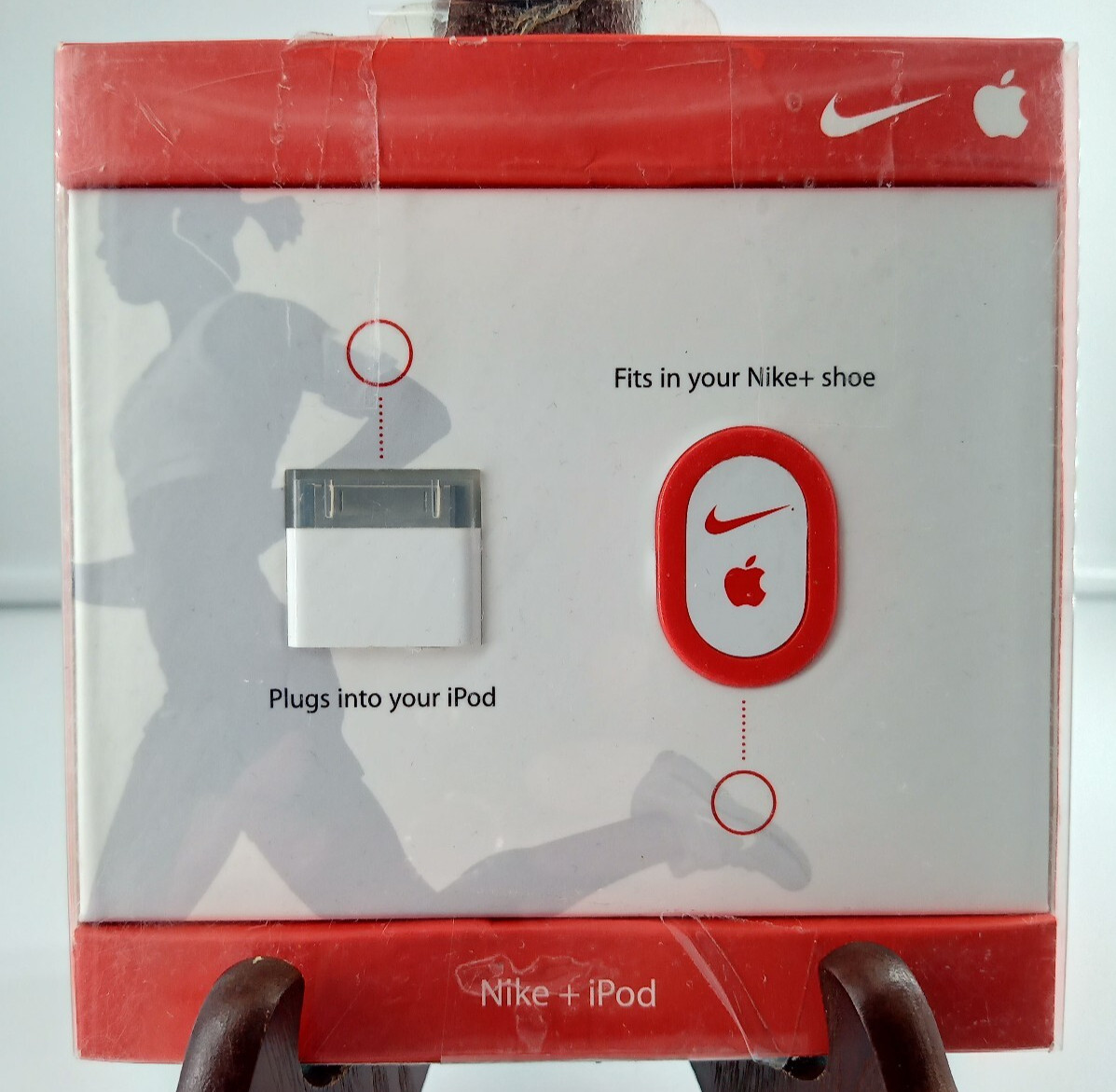 Nike Ipod Sport Kit MA365LL/F TRACKS DISTANCE FITS SHOE WIRELESS