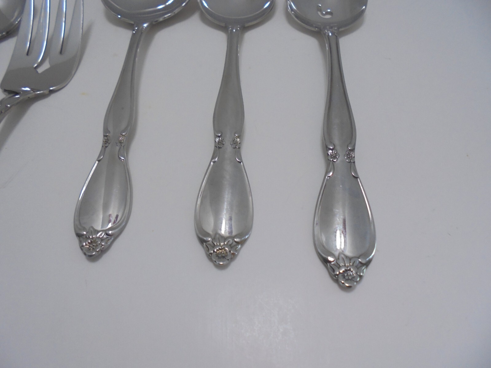 7 Oneida Community Stainless Chatelaine Serving Pieces