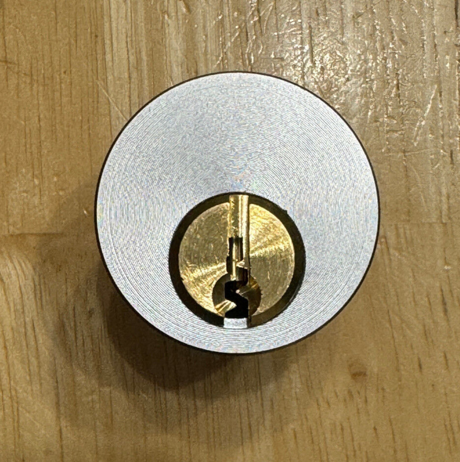 ASSA ABLOY 4822440V0134S Cylinder 5 Level Std Thread, Front Satin Chrome no-logo