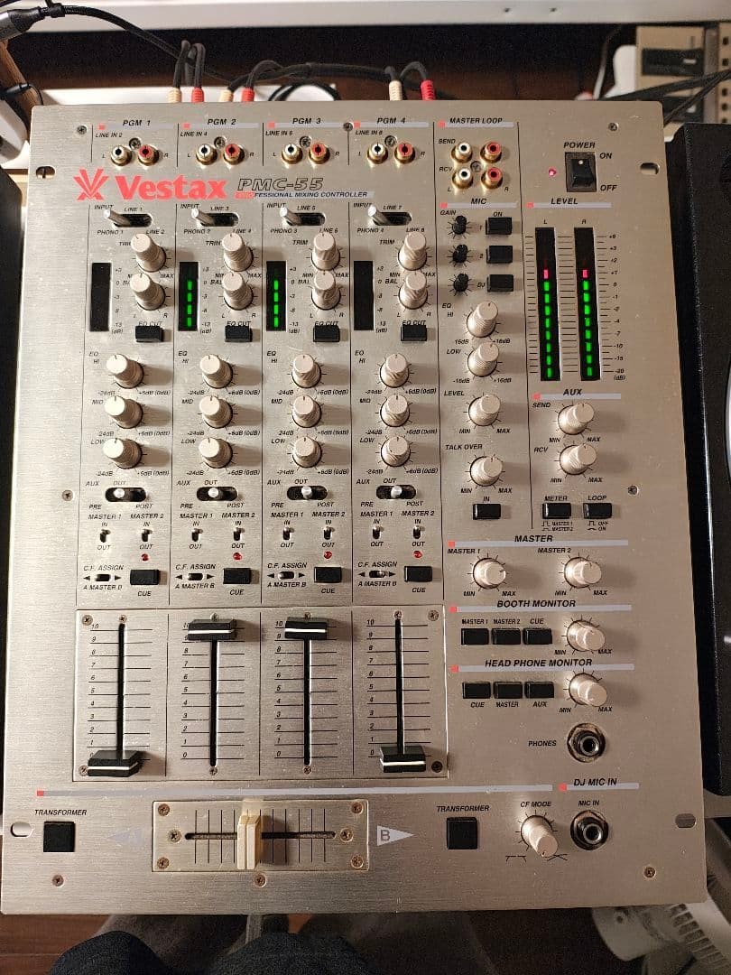 Vestax PMC-55 Professional 4-Channel Analog DJ Mixer Isolator Tested Working