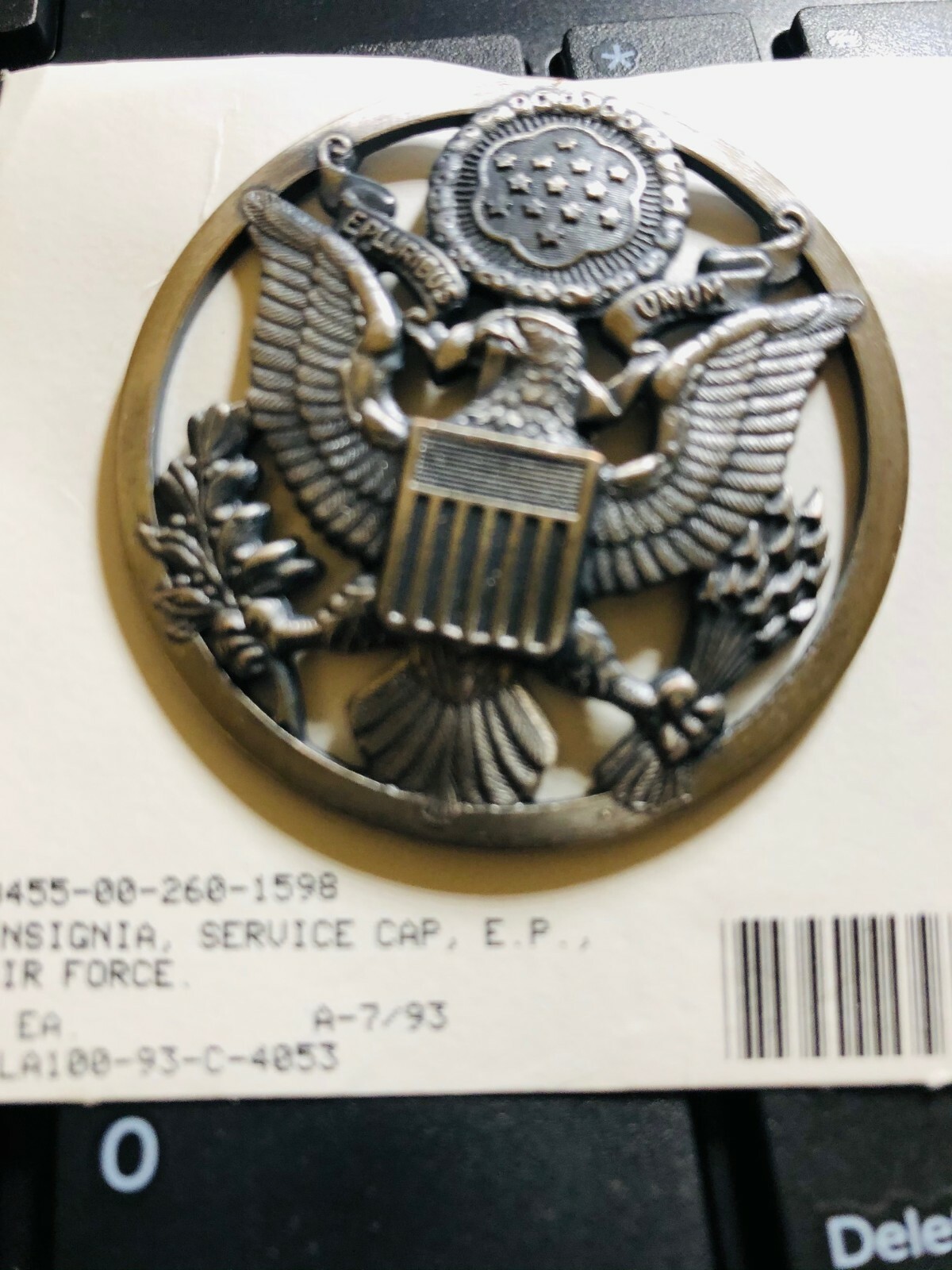 Air Force Enlisted Cap Badge - USAF HAT - GI ISSUE Screw on Backing-COLD WAR
