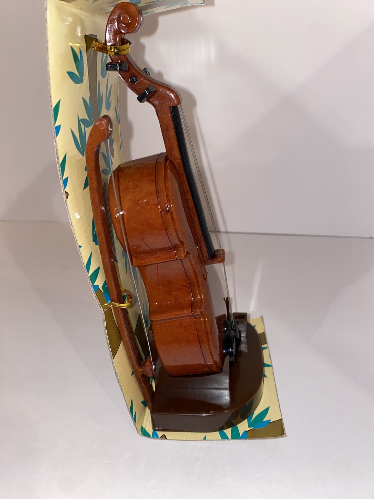 Mini Violin With Bow