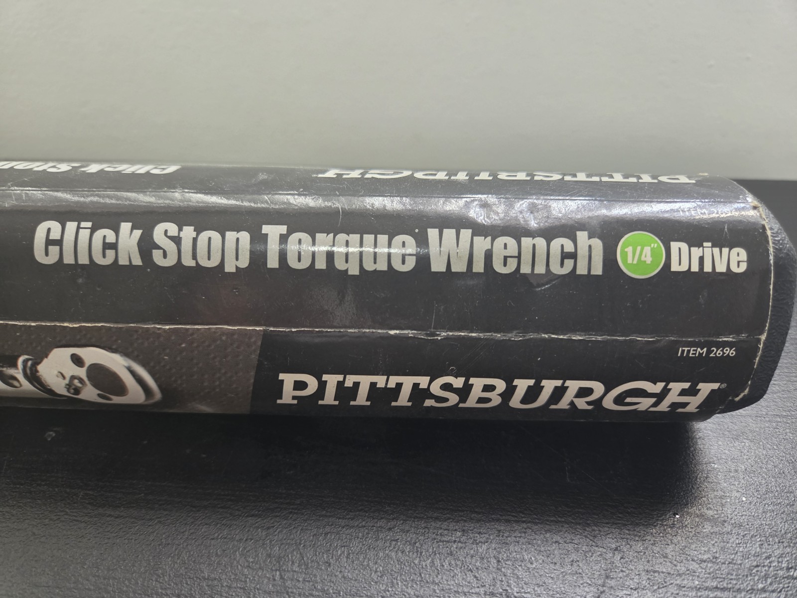 Pittsburgh Torque wrench 1/4 drive,reversible.