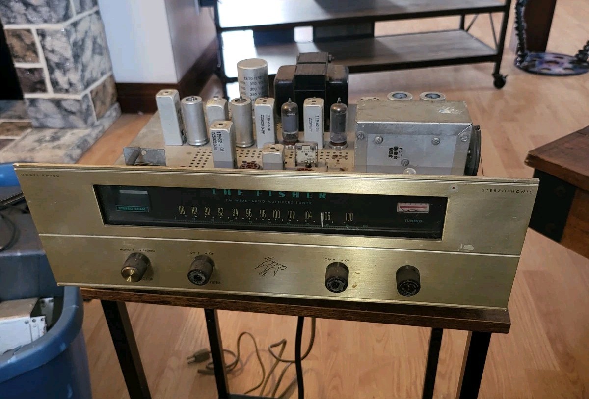 Fisher Stereophonic Model KM-60 Tuner