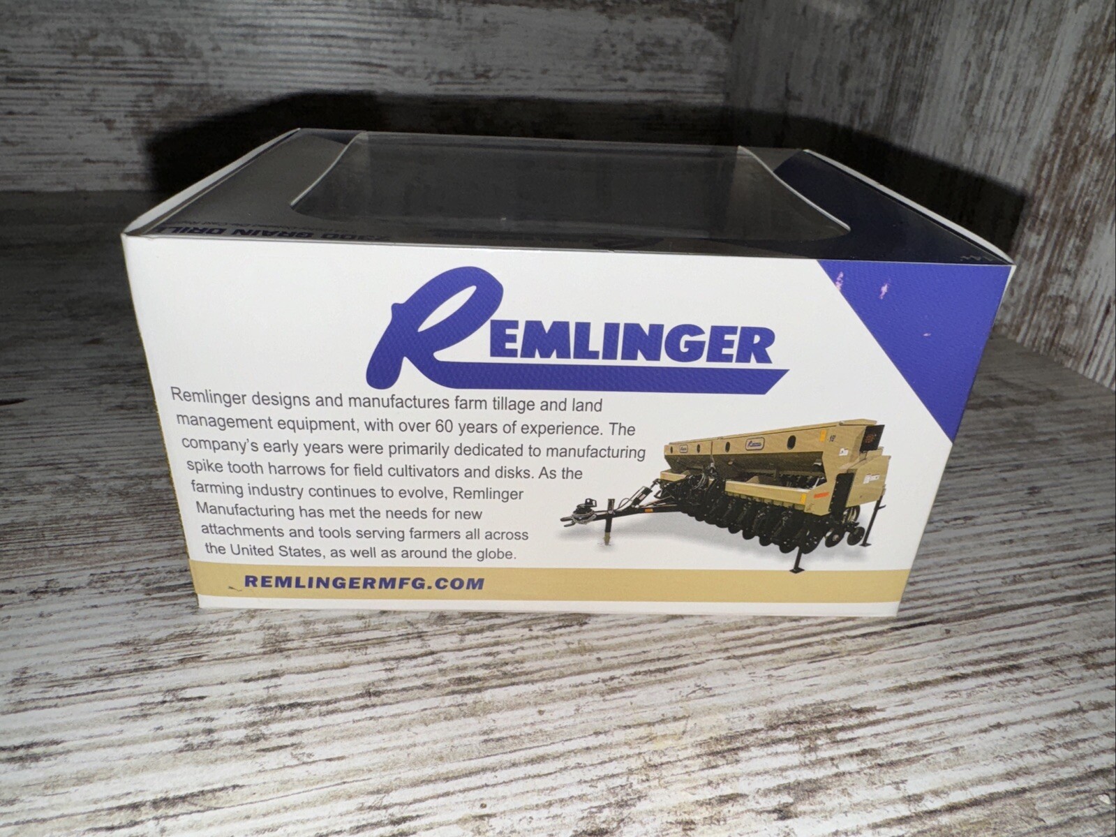 1/64 Scale Remlinger 2300 Grain Drill Pull Type Grain Drill Implement REM-001