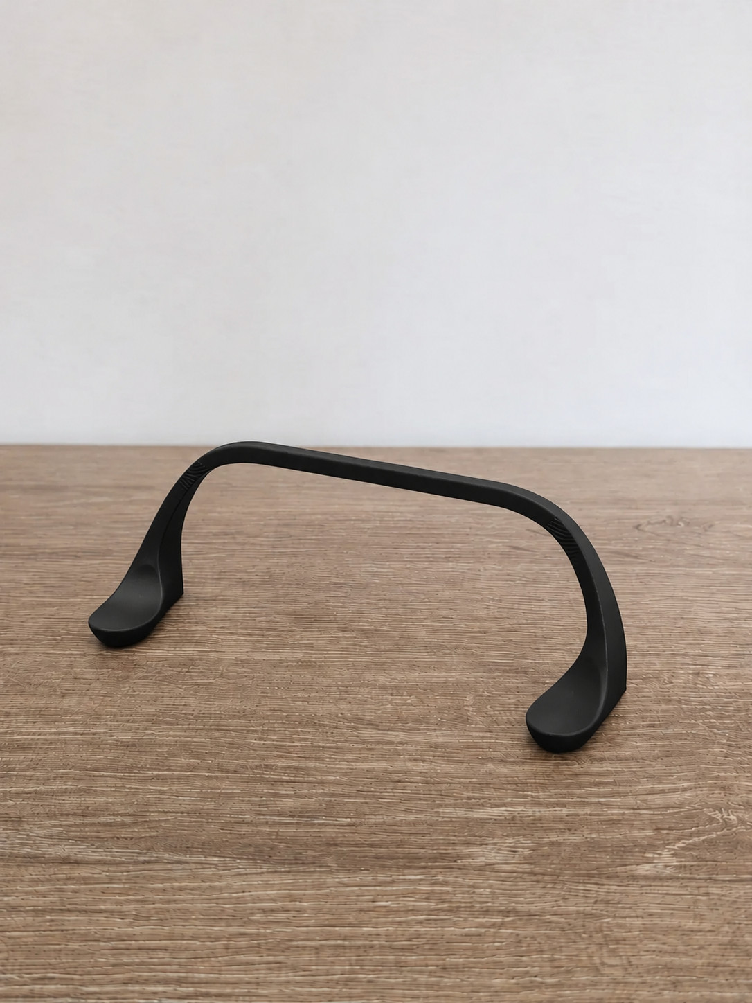 Low Profile and modern Stand Holder for XBOX Controller 3D Printed