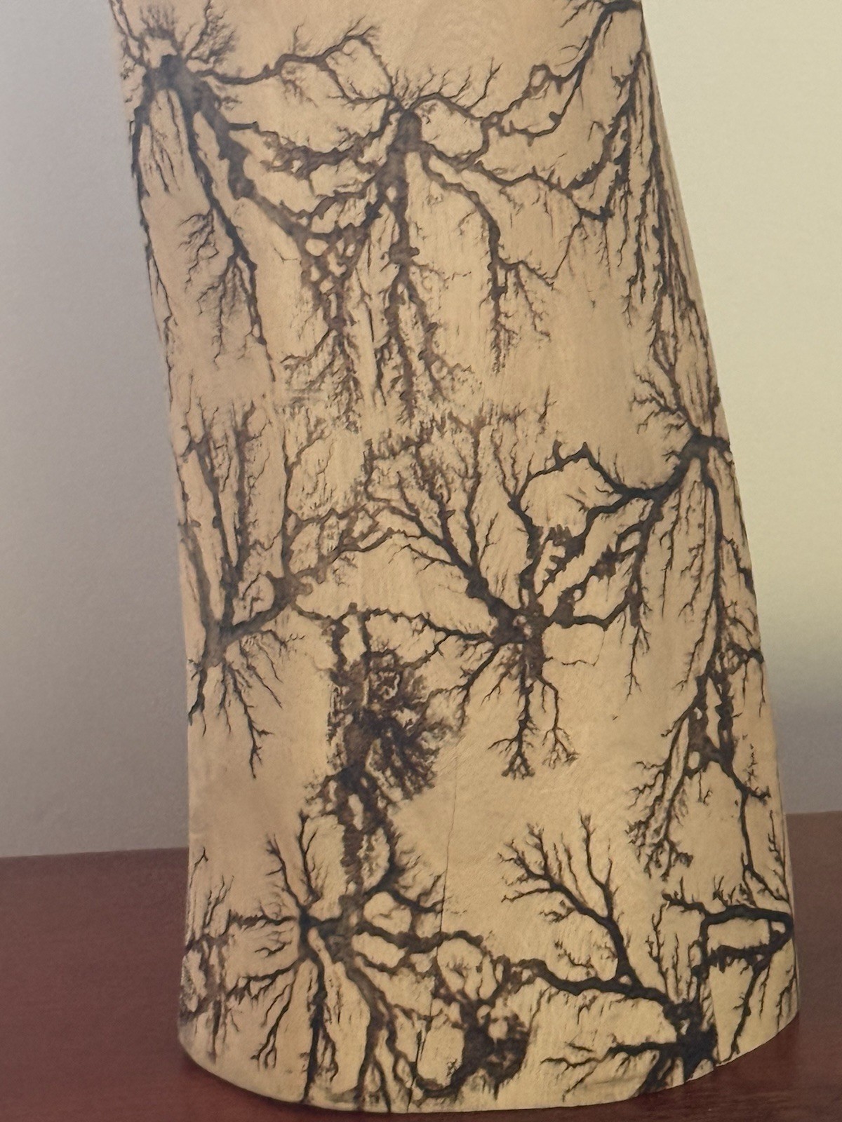 UNIQUE WOOD ART FRACTAL BURNING LICHENBERG FIGURE WOMAN METAL NECK HEAD 18” T