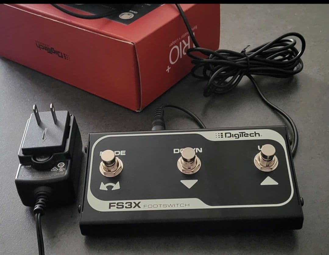 DigiTech TRIO+ Band Creator Looper with FS3X Footswitch Set
