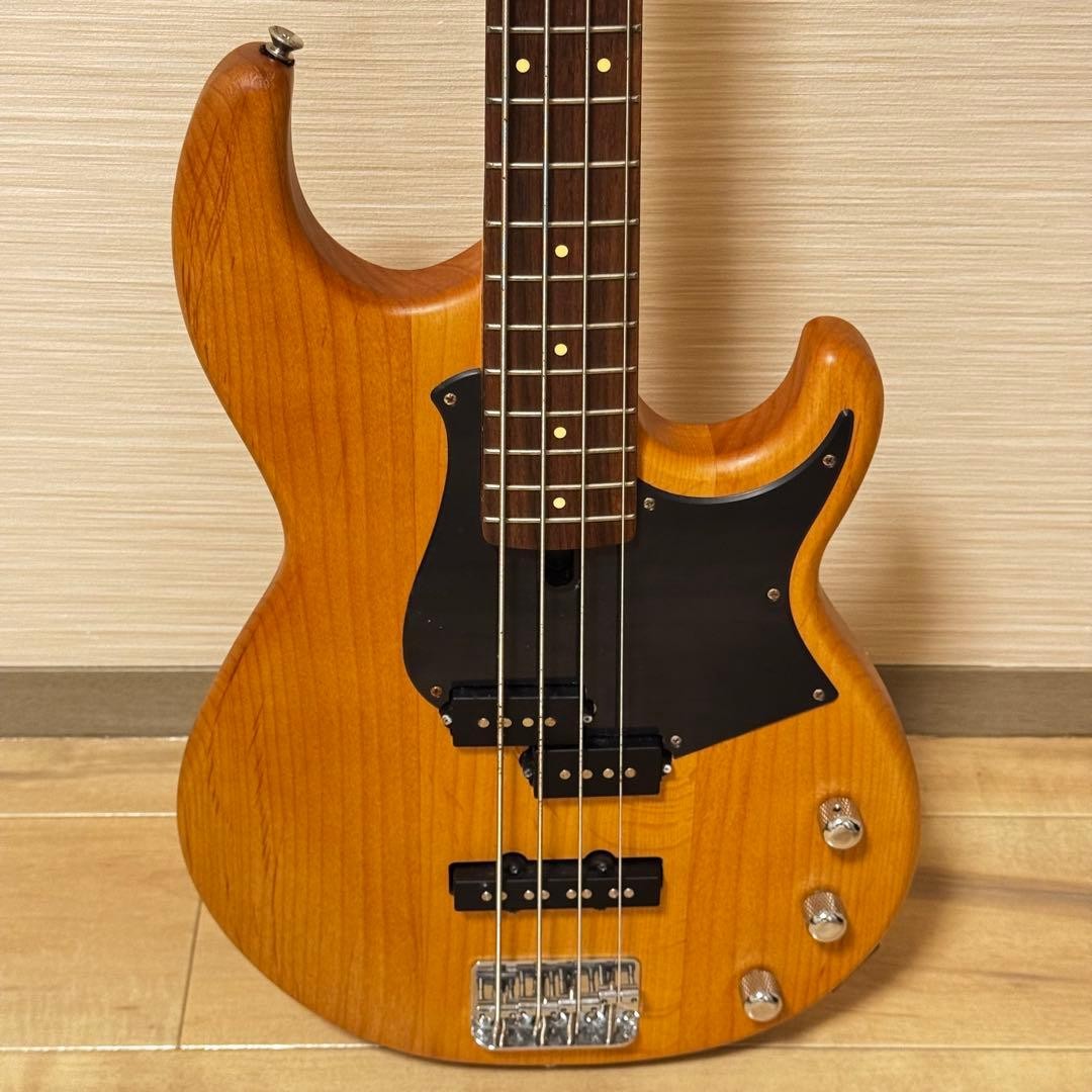 YAMAHA BB234 MXR M80 Bass D.I. Preamp and More