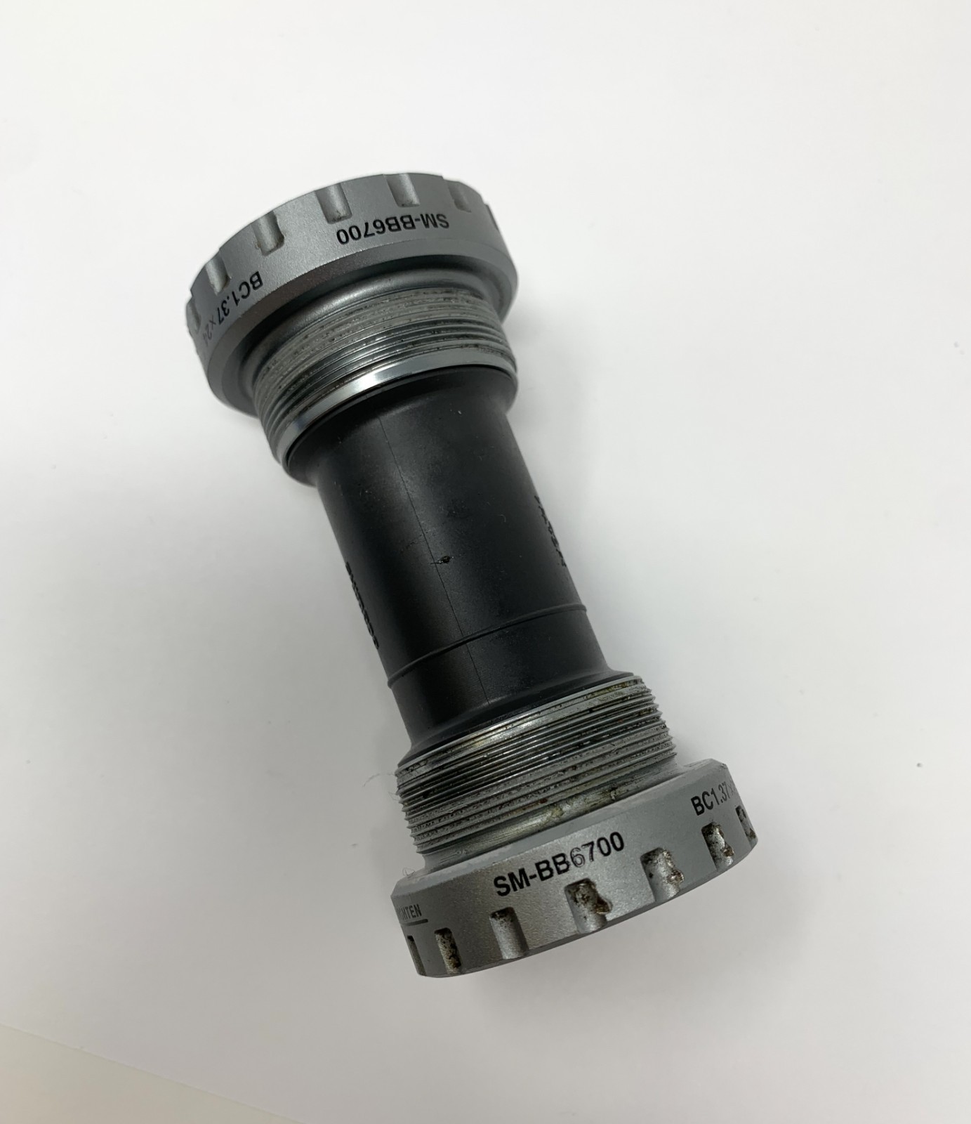 Shimano Ultegra SM-BB6700 Bottom Bracket English Threaded 1.37x24 Road Bike