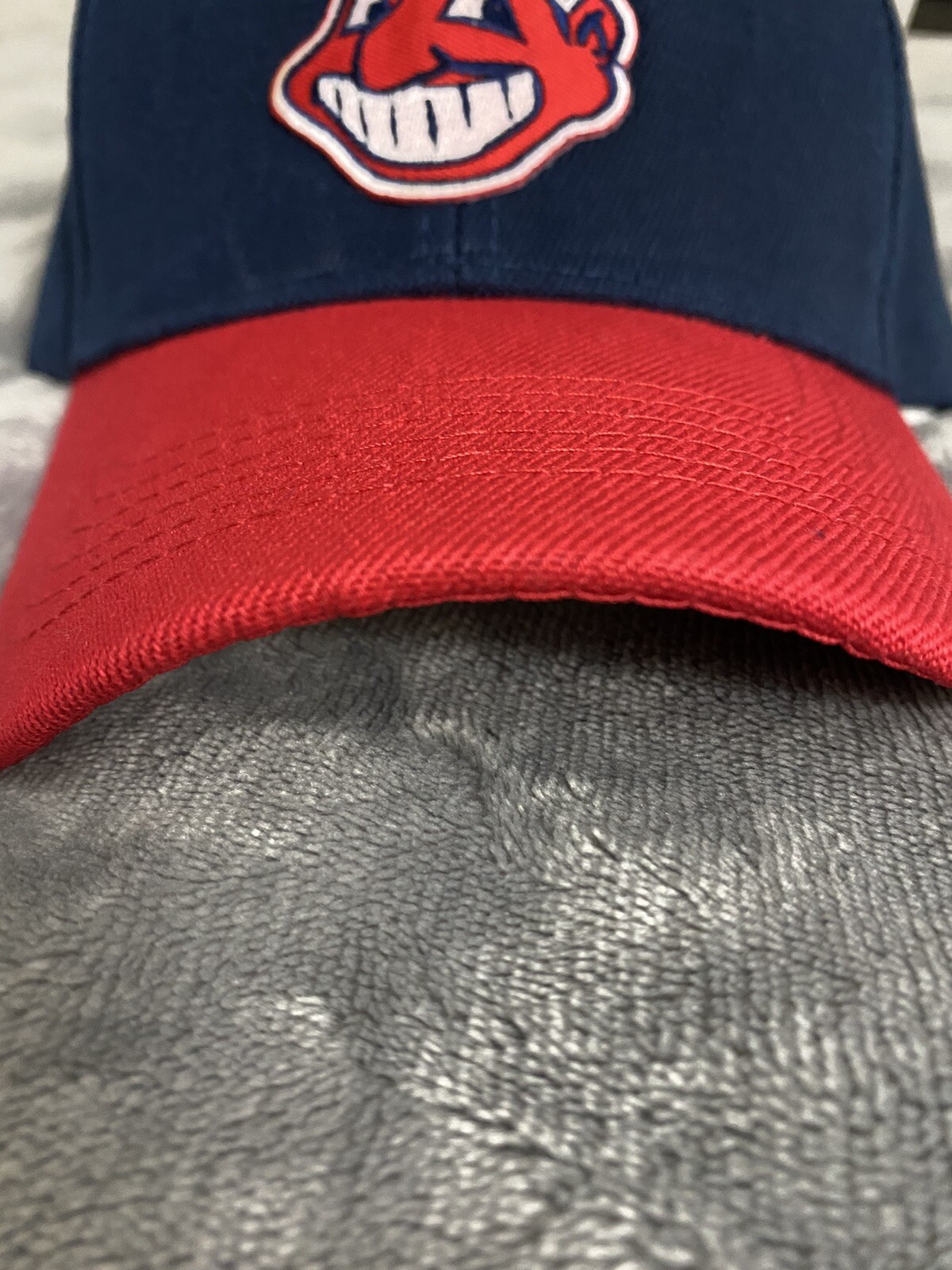 CLASSIC CHIEF WAHOO THROWBACK RETRO LOGO CURVED BILL HAT CAP ADJUSTABLE NEW ⚾️