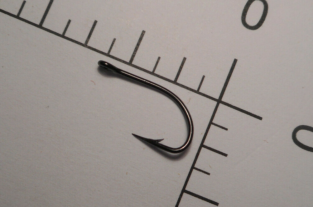 MUSTAD & SON HOOKS #7 Hamecons Irlandais RINGED BLACK REVERSED SHORT SHANK 244D