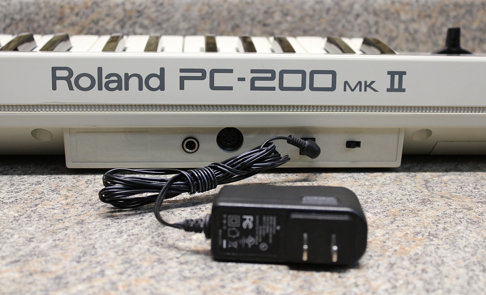 Roland PC-200 MK II Midi Keyboard Controller