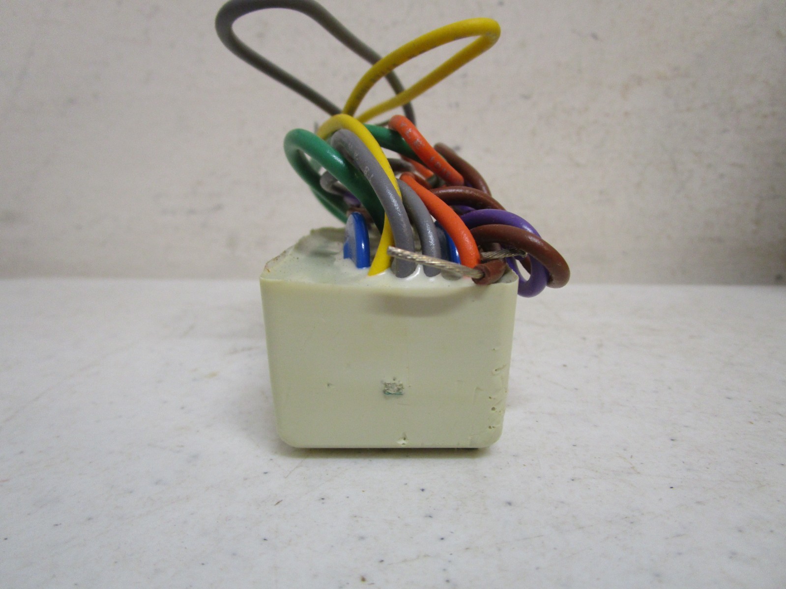NEW SIMPLEX 2081-9027 CIRCUIT PROTECTOR 740-632