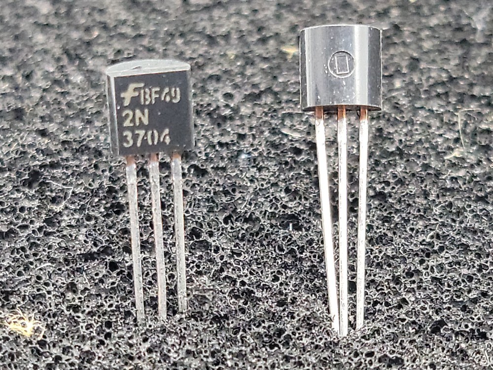 New (87pcs) 2N3704 FAIRCHILD IC Linear